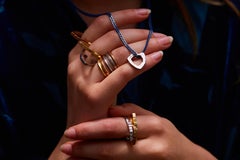 Anillo de perfil The Rock Hound de oro blanco de comercio justo de 18 quilates