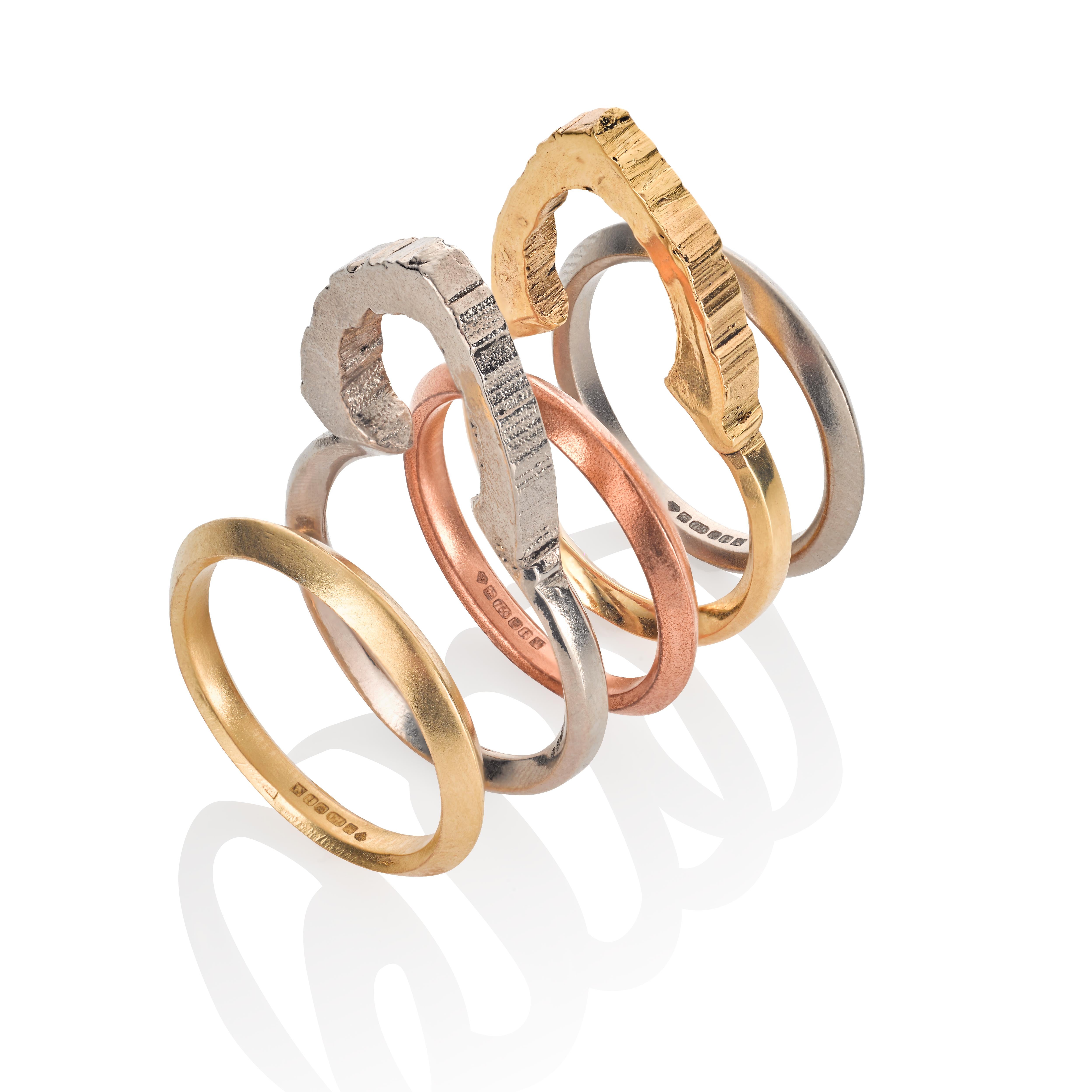 Contemporary RockStars Trigonal Upright Ring in 18 Carat White Fairtrade Gold For Sale