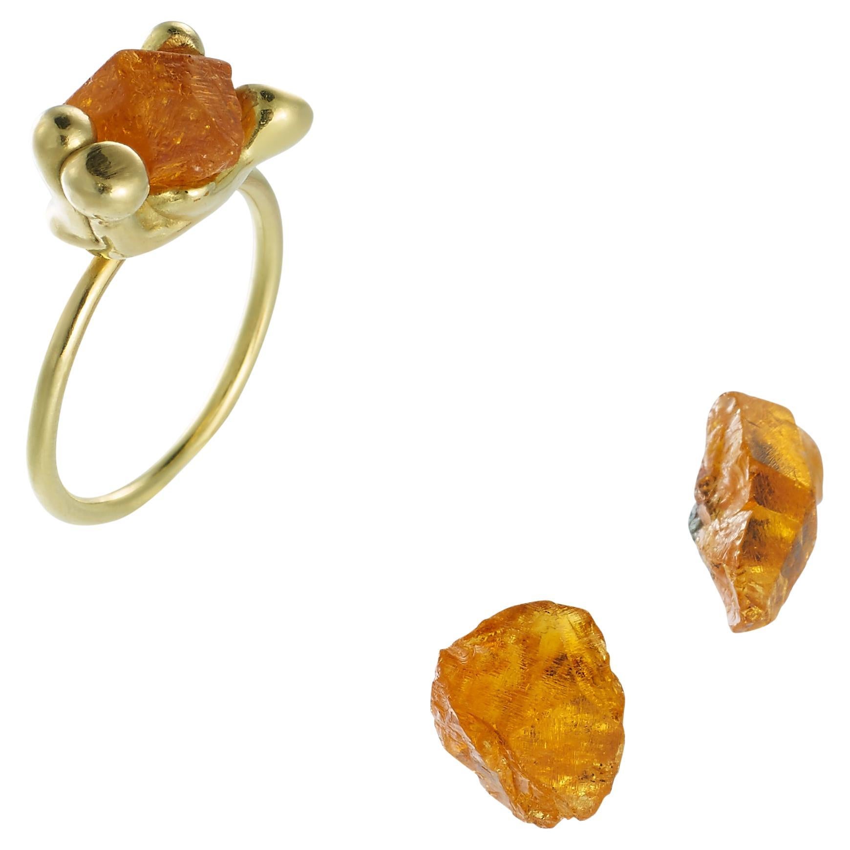 The Rock Hound's RockStars Spessartite Crystal Garnet Ring in 18kt Yellow Gold For Sale