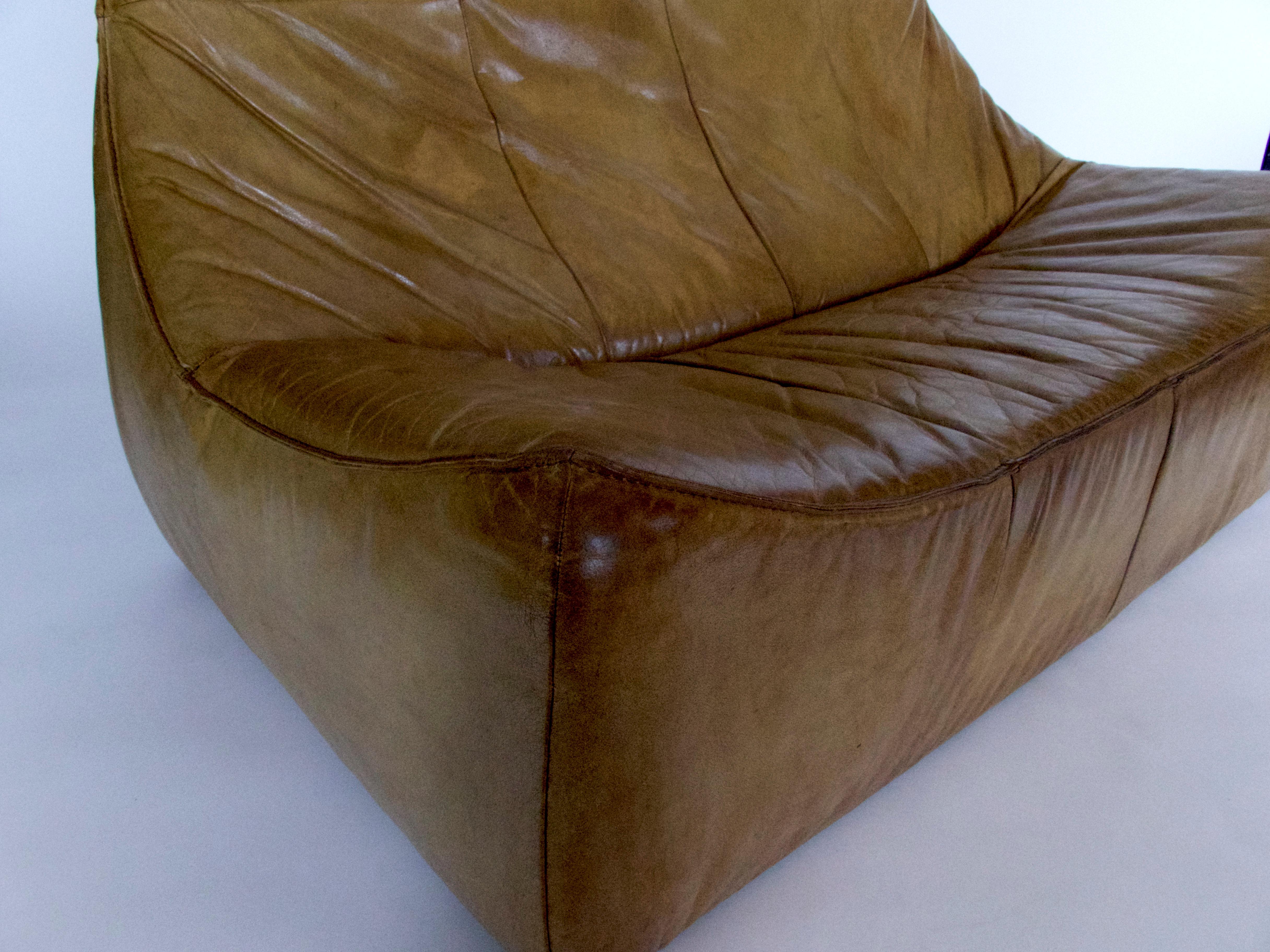 The Rock Love Seat