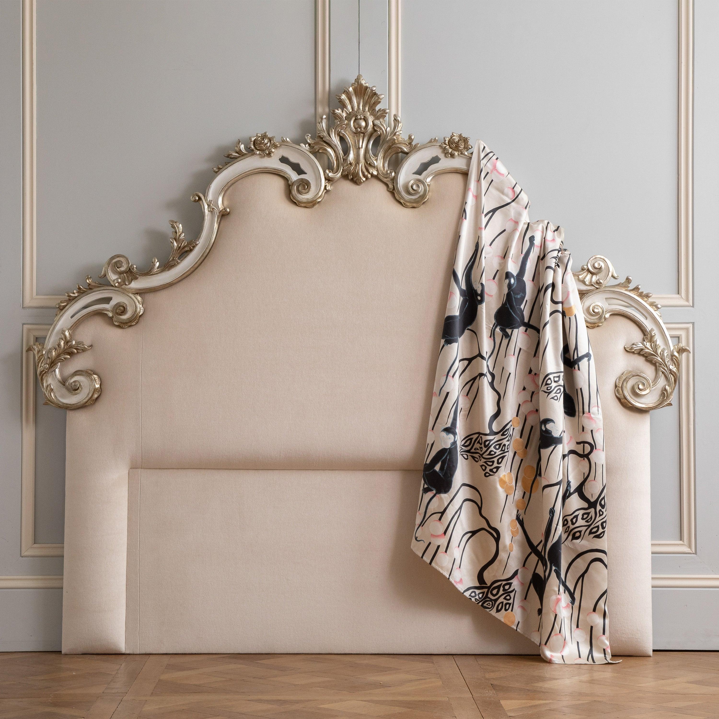 Rococo Tête de lit rocococo de La Maison London en vente