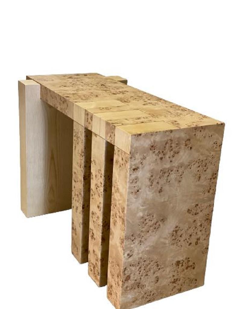 Table console
Racine de peuplier
Conçu par Ana Volante
Dimensions
80cm (H) x 120cm (L) x 62cm (P)
31.5