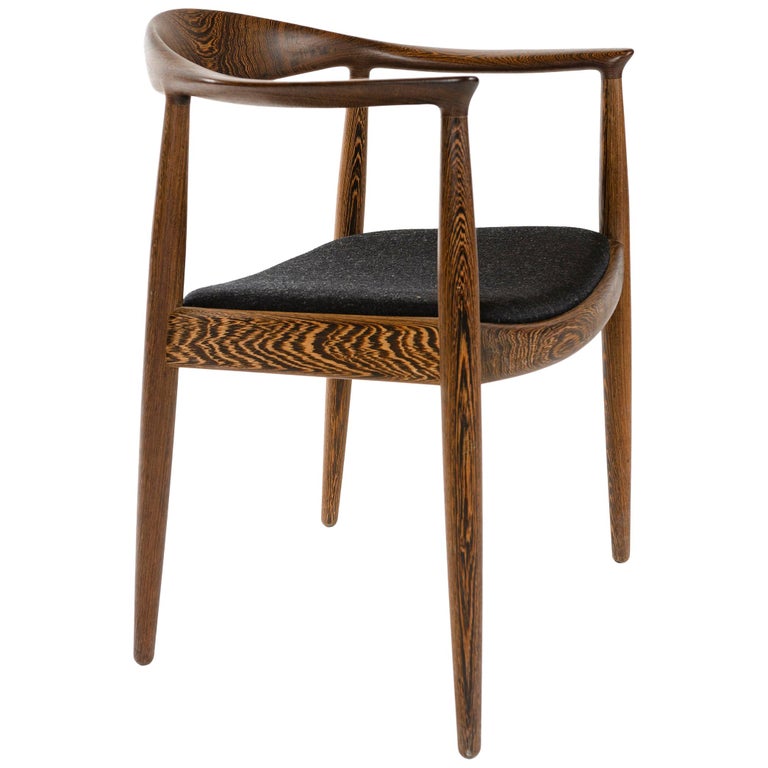 The Round Chair In Wenge By Hans J Wegner For Sale At 1stdibs