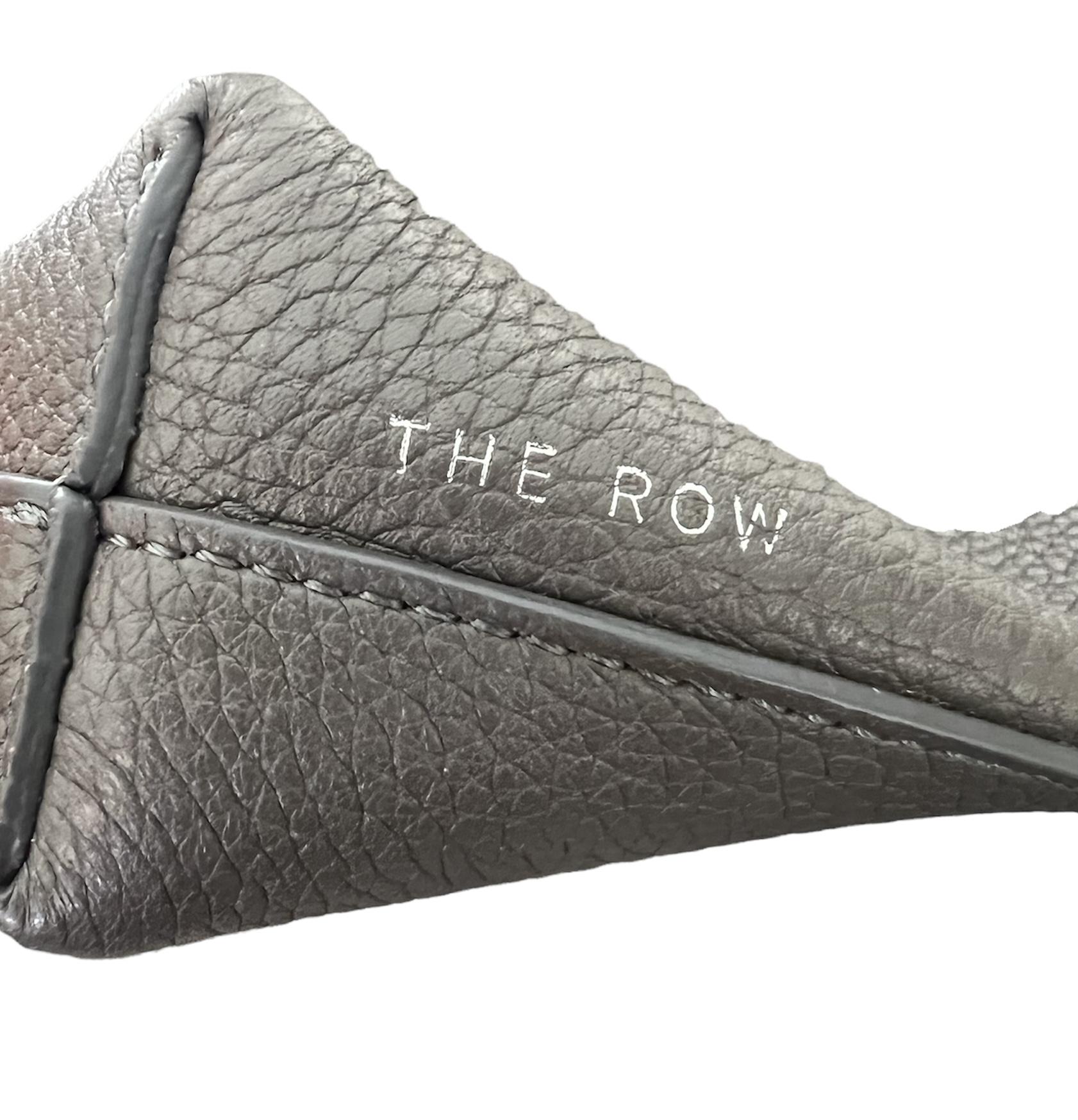 The Row Ash Grey Leather Pouch Clutch, Medium In Excellent Condition For Sale In Beverly Hills, CA