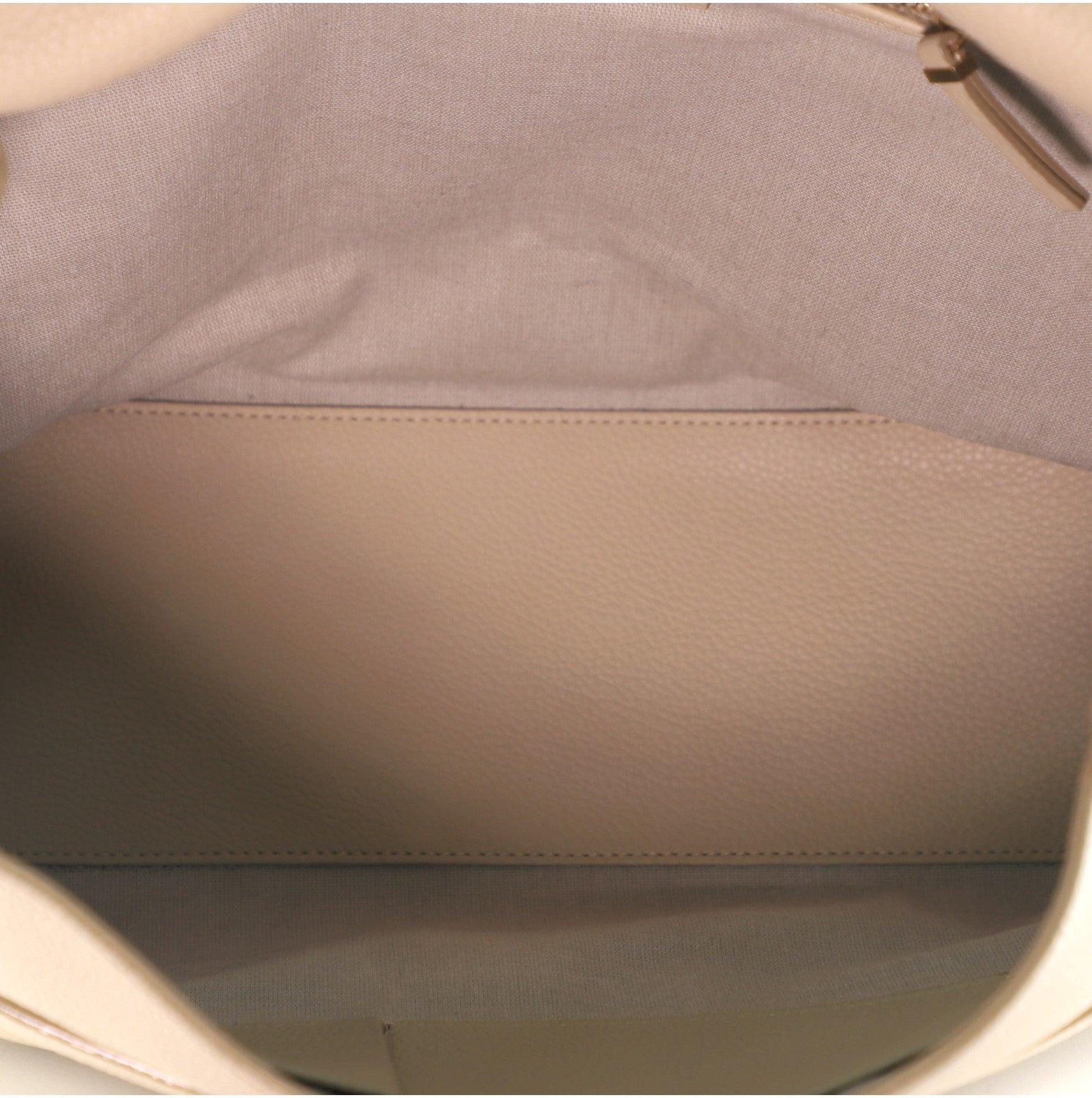 The Row Gürteltasche 14 aus Leder mit Gürtel und Henkel Medium Neutral Damen im Angebot