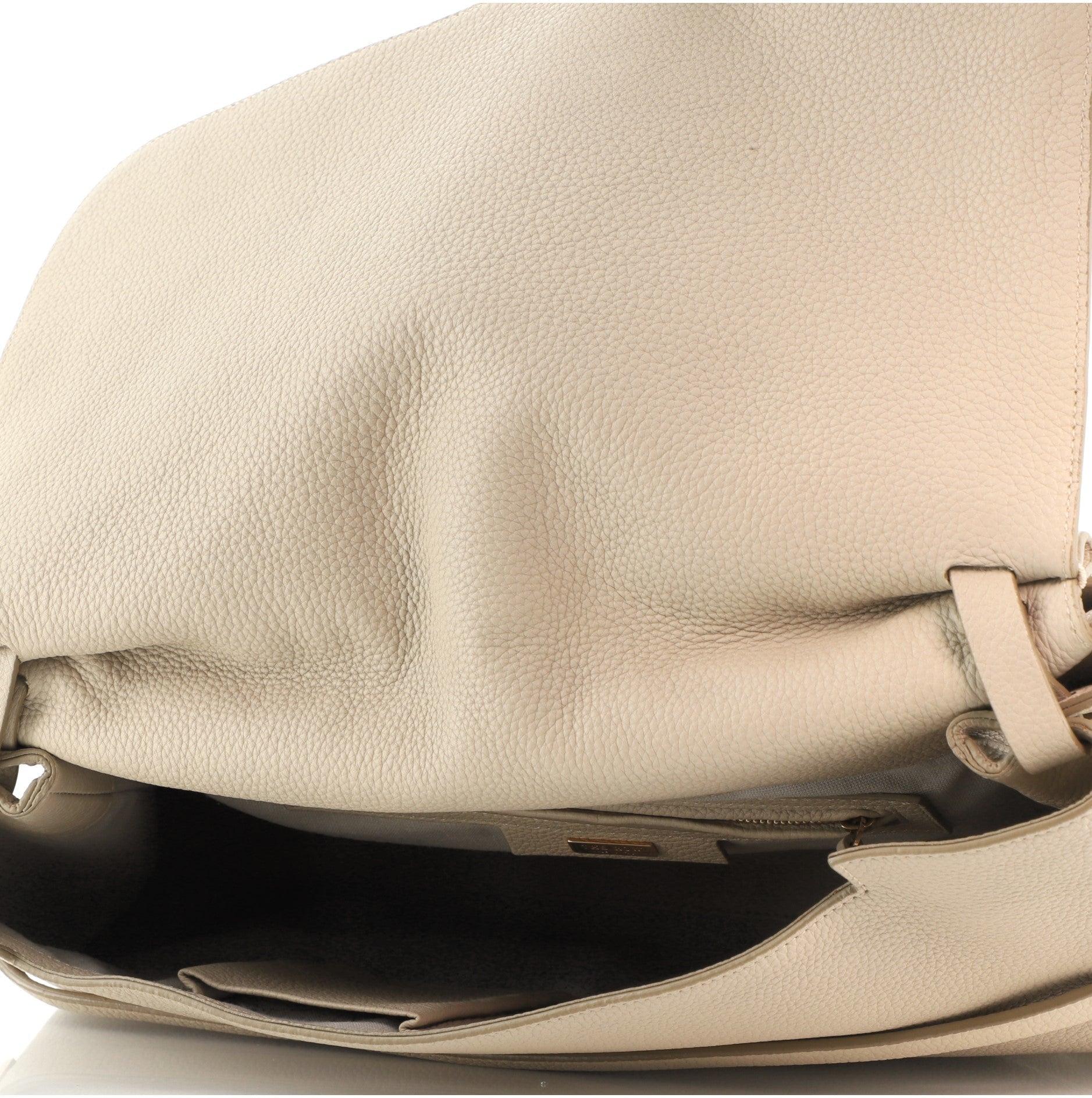 The Row Gürteltasche 14 aus Leder mit Gürtel und Henkel Medium Neutral im Angebot 4