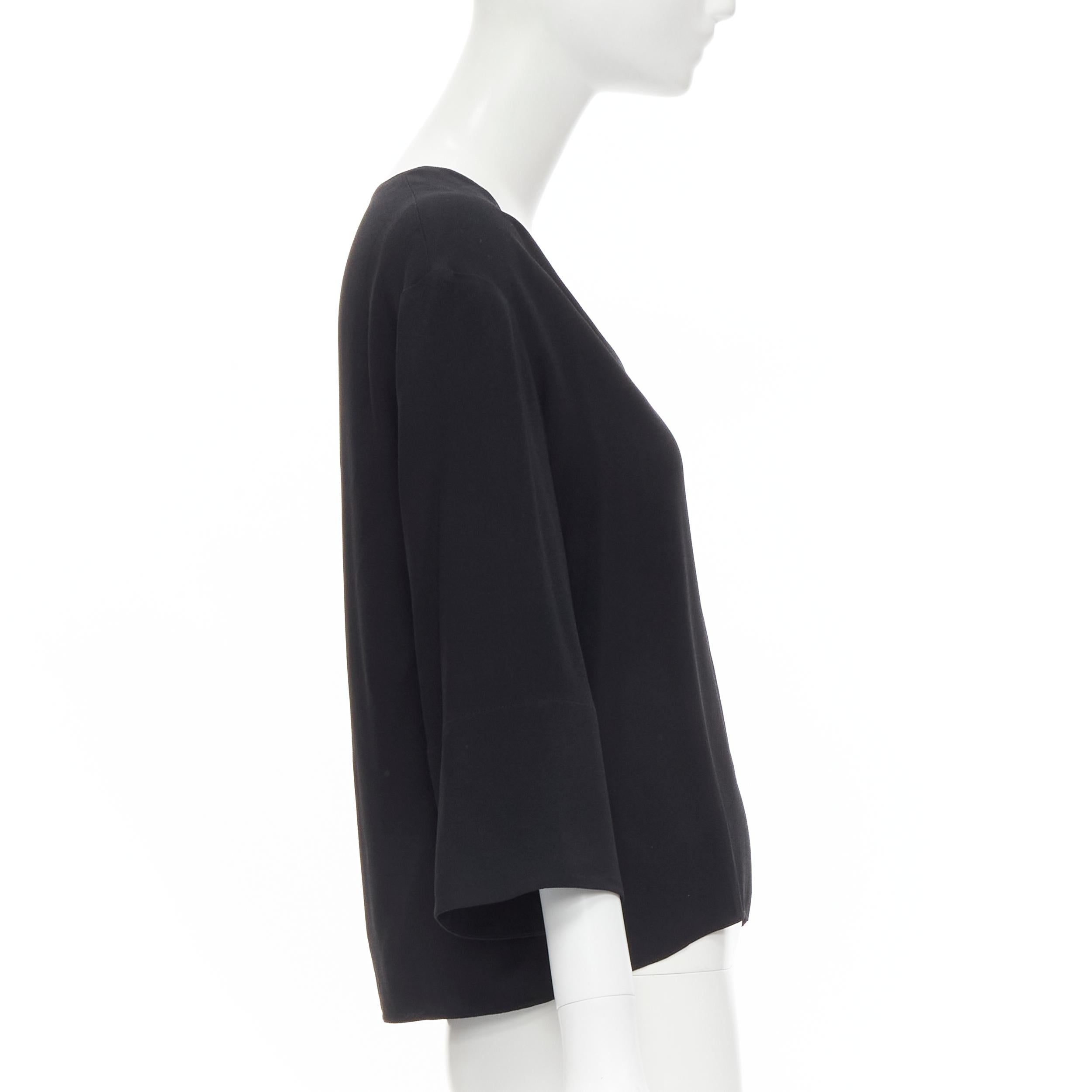 Black THE ROW black acetate viscose crepe V-neck 3/4 wide sleeve top US0 XS For Sale