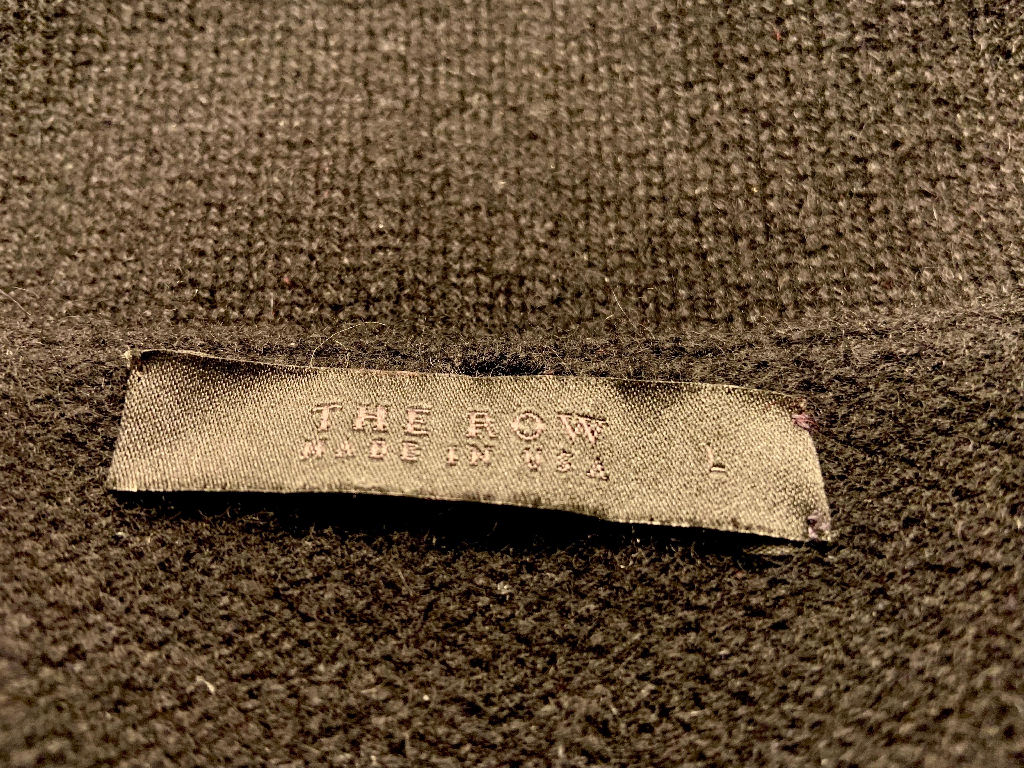 The Row Black Cashmere Pullover Sweater For Sale 3
