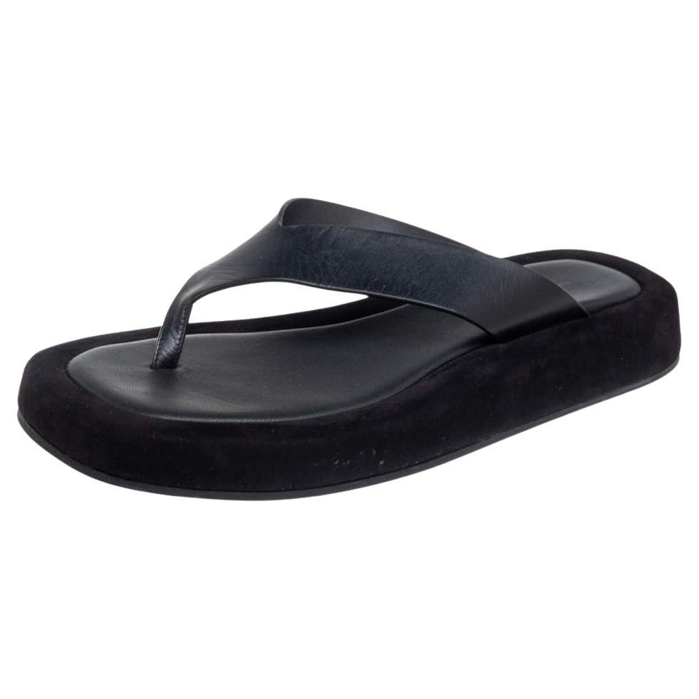 The Row Black Leather Ginza Thong Sandals Size 39 For Sale