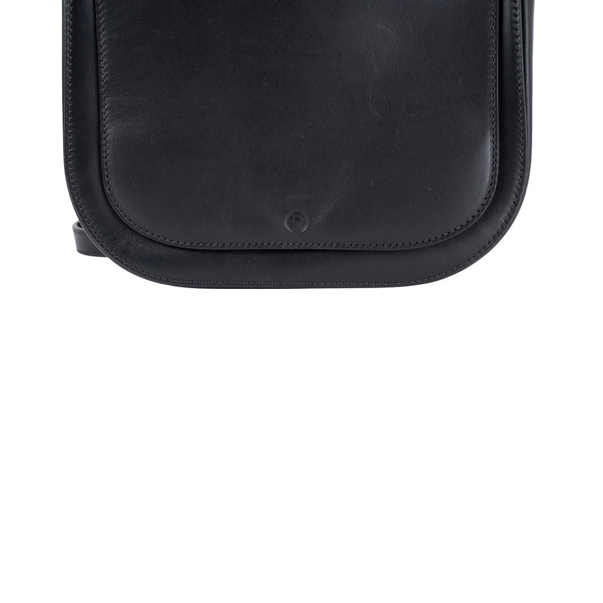 THE ROW black leather HUNTINGTON 7 Crossbody Bag For Sale 2