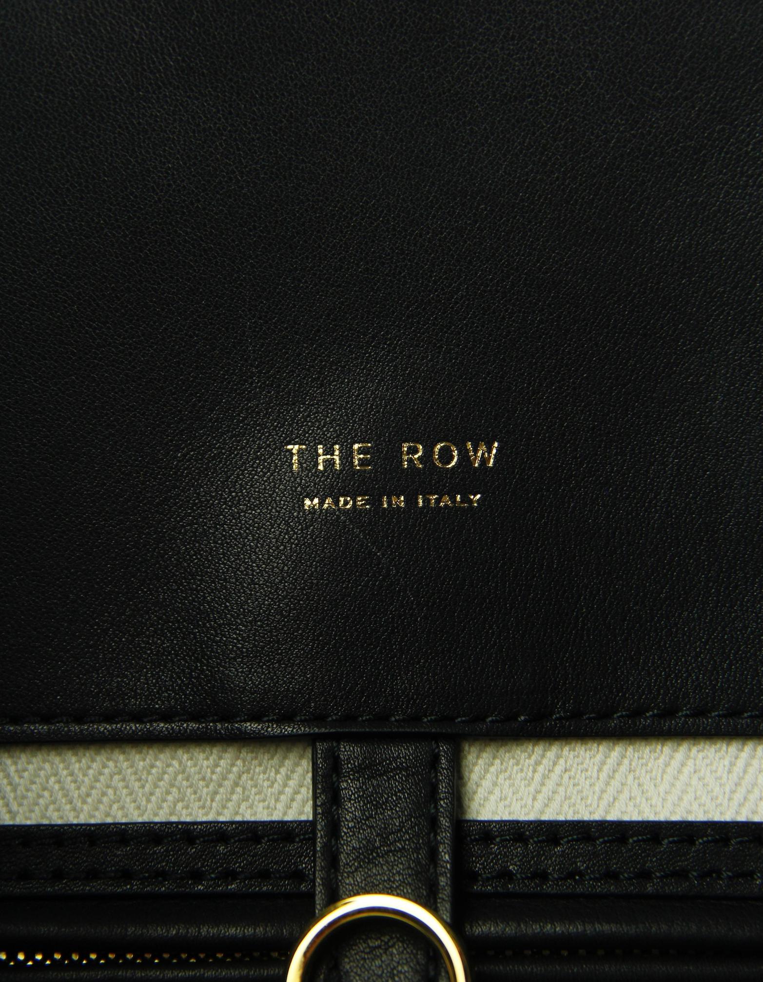 The Row Sac Margaux 15 en cuir de veau souple poli noir en vente 4