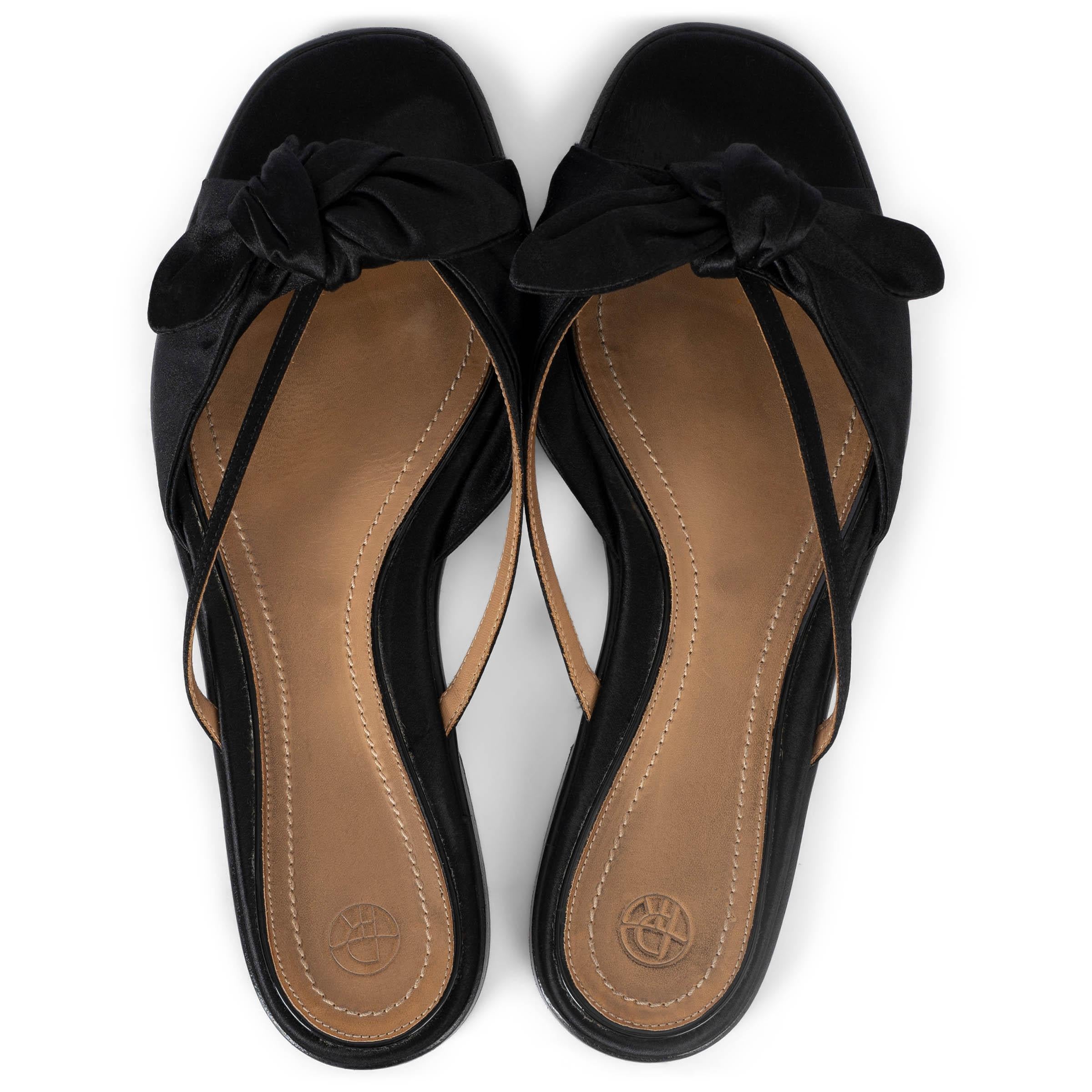 Women's THE ROW black silk APRIL BOW SATIN SLIDE Sandals Shoes 38 For Sale