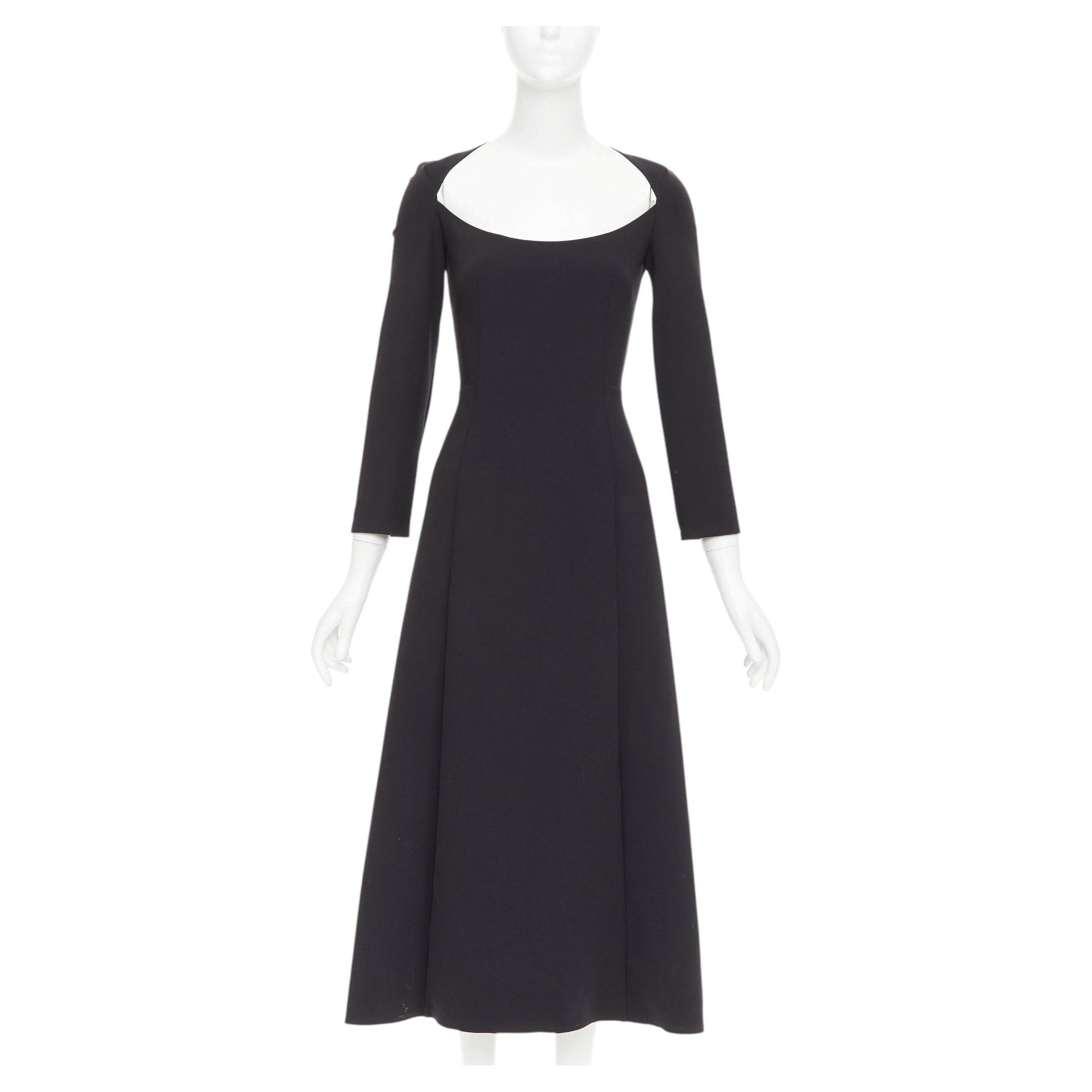 The Row - Robe midi évasée à manches longues, encolure dégagée et découpe, couleur noir, taille XS