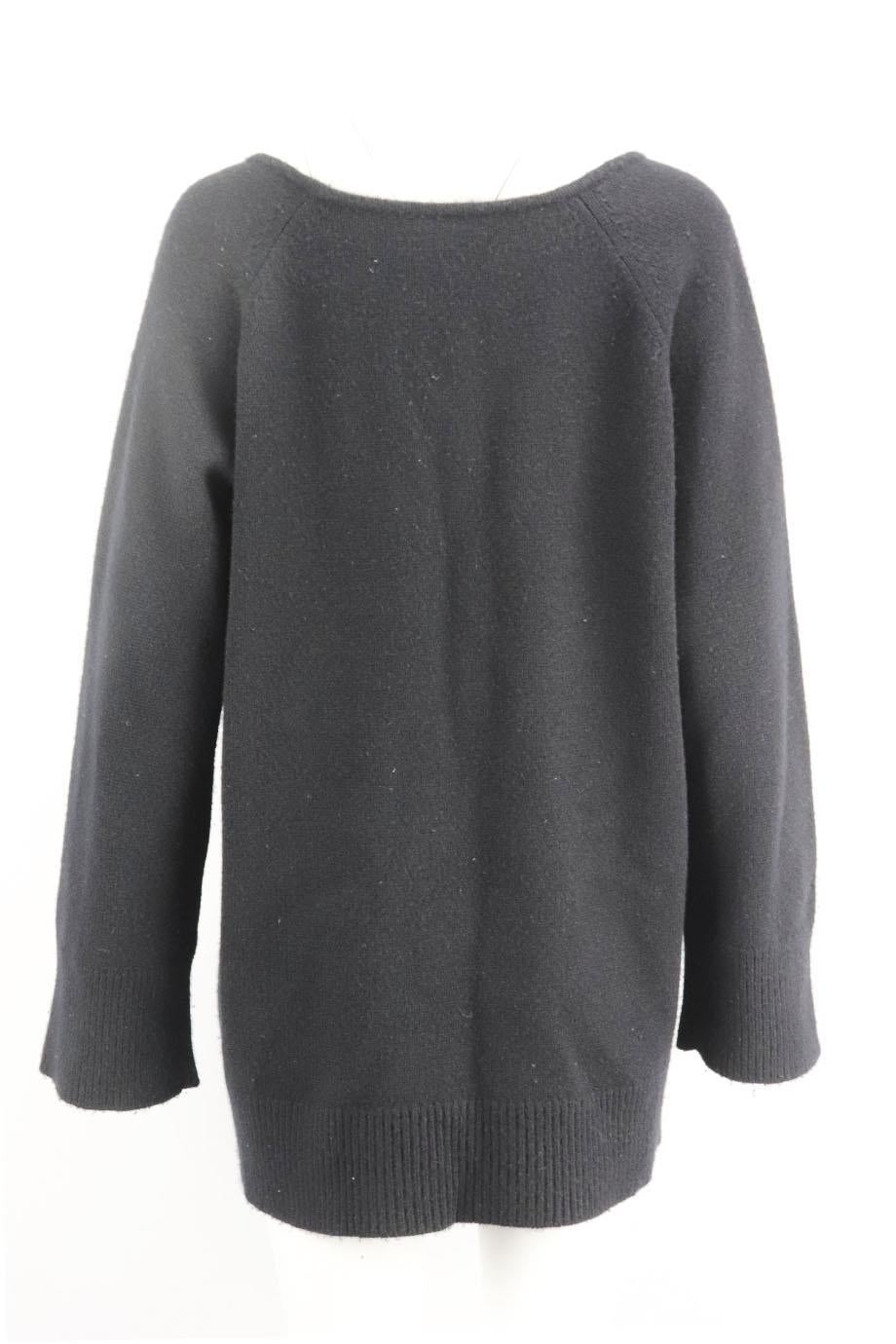 the row grey sweater