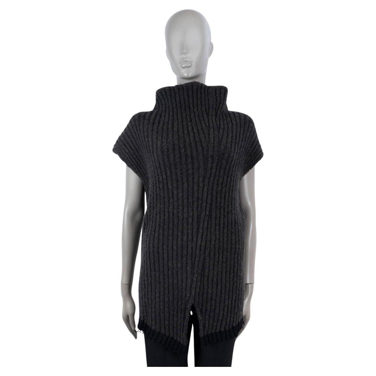 THE ROW charcoal cotton 2021 DAMIANO BOUCLE SLEEVELESS TURTLENECK Sweater S For Sale