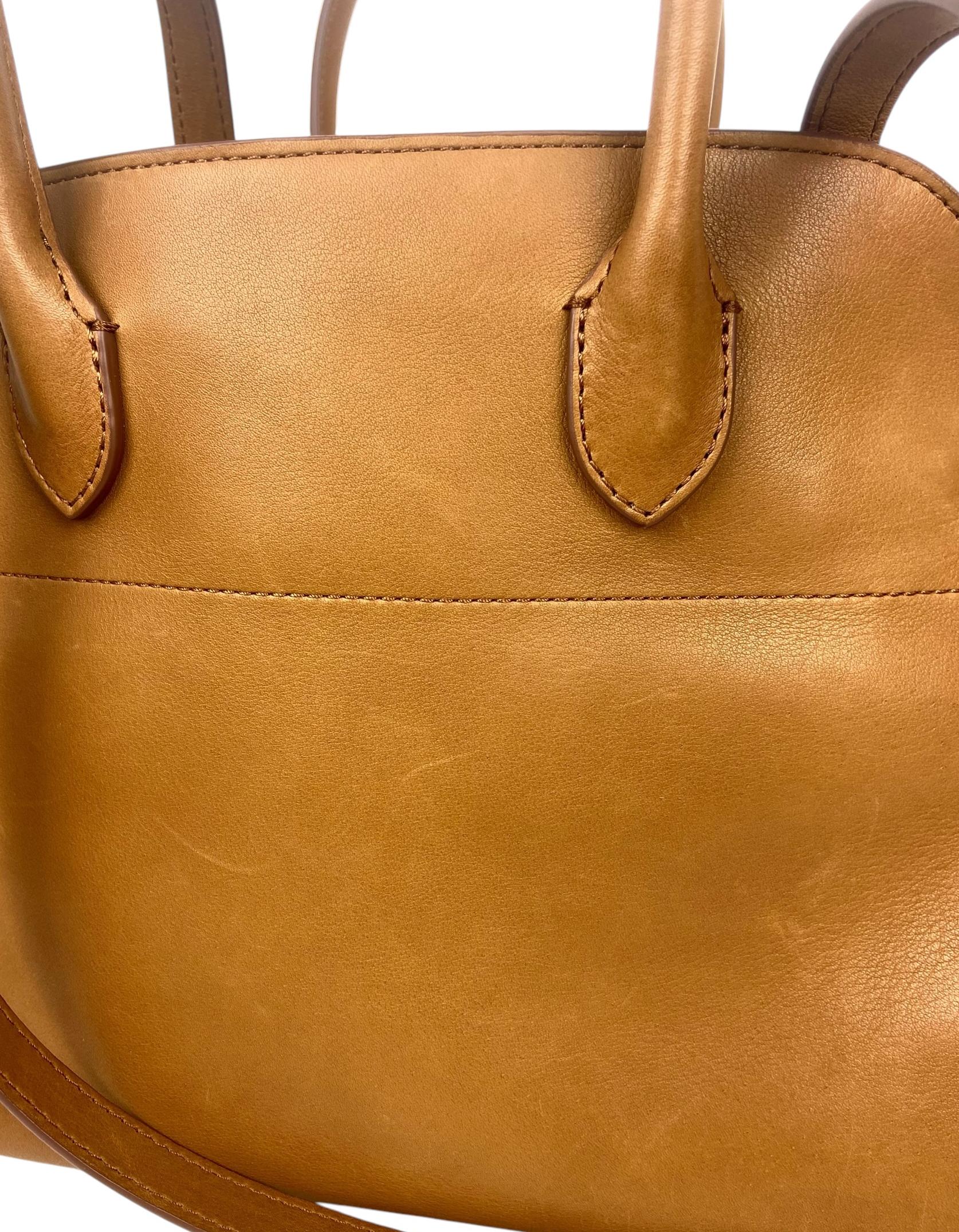 The Row Cuir Tasche aus poliertem Sattel- Kalbsleder und weichem Margaux 12 im Angebot 9