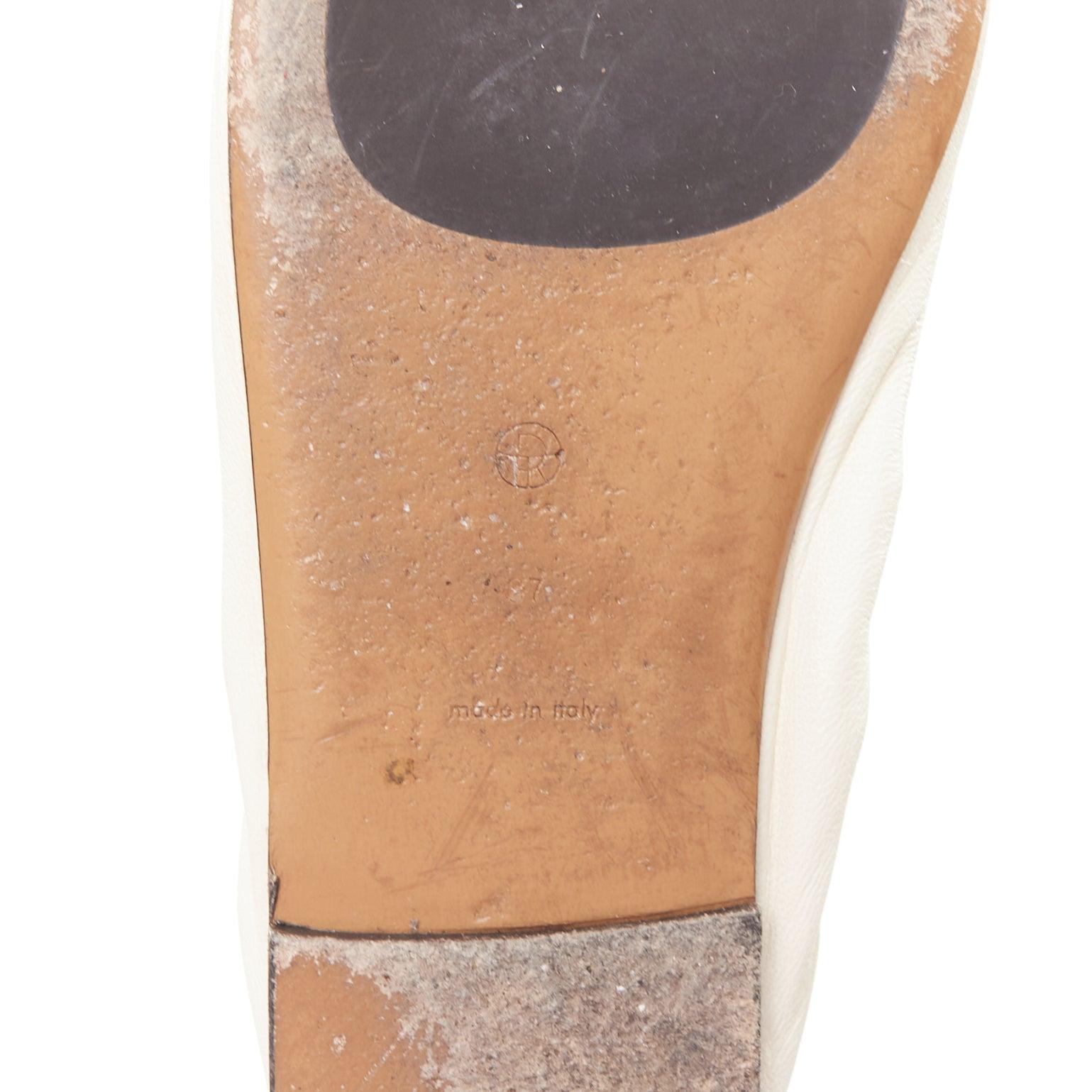 THE ROW ecru soft leather ruched simple ballerina flats EU37 For Sale 6