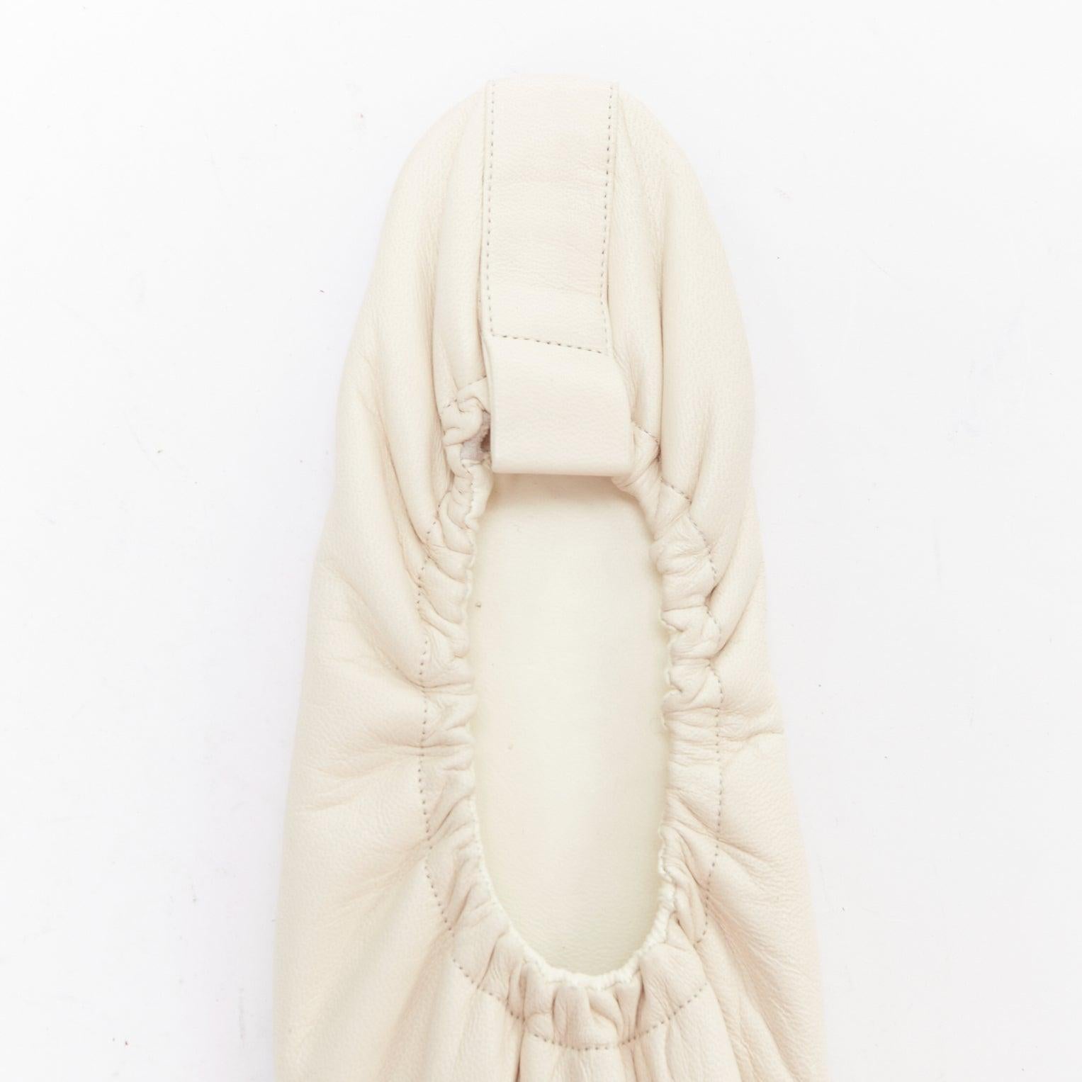 THE ROW ecru soft leather ruched simple ballerina flats EU37 For Sale 2