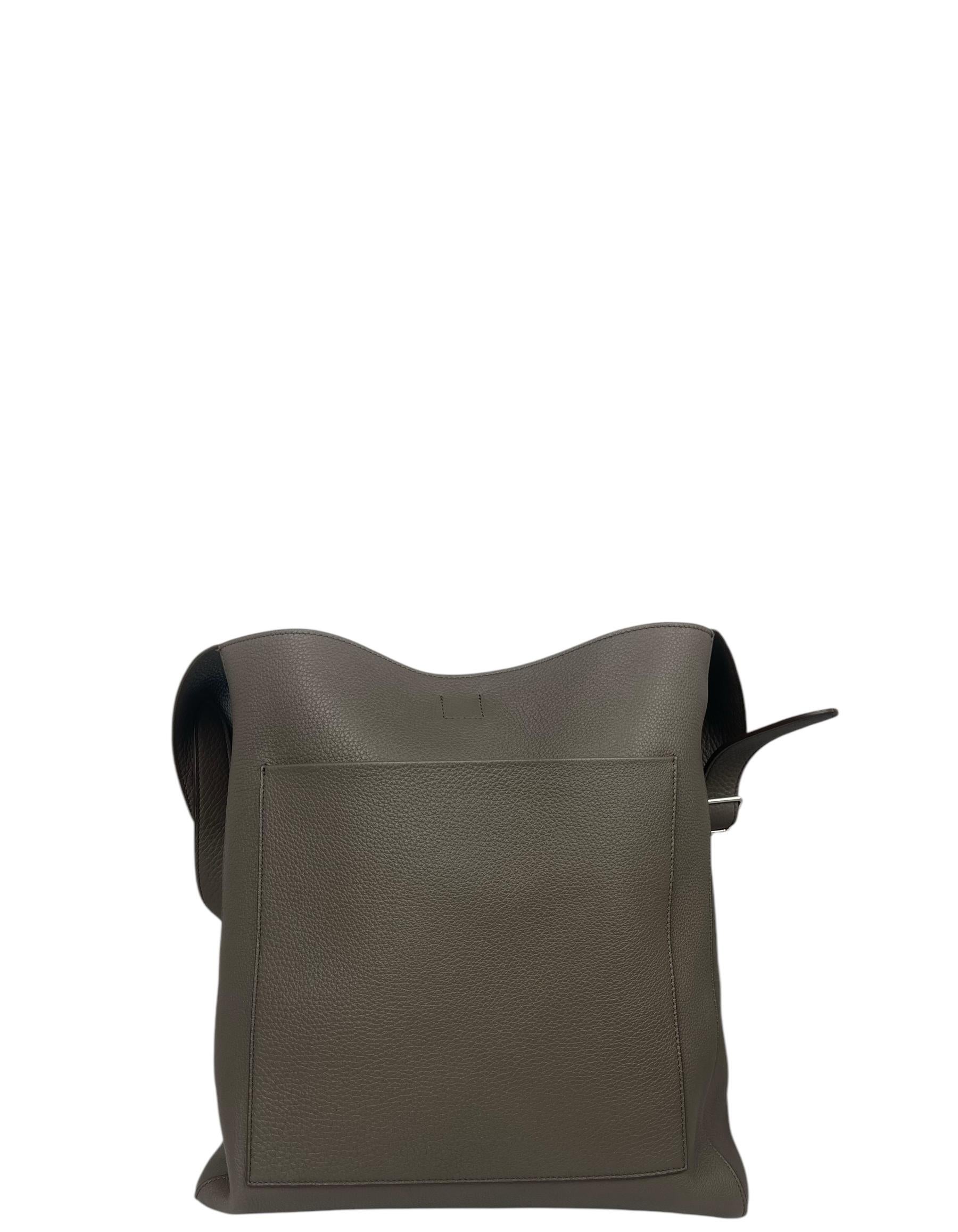 The Row Elephant Grey Blake Hobo Lux Grain Leather Bag In Excellent Condition In New York, NY