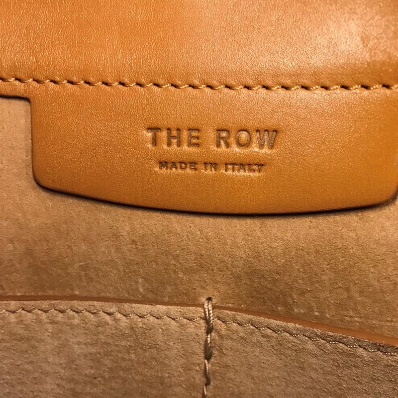 The Row Hunting Crossbody Bag Leather 9 In Good Condition In NY, NY