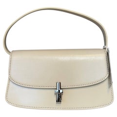 Borsa Sofia lucida in pelle avorio di The Row