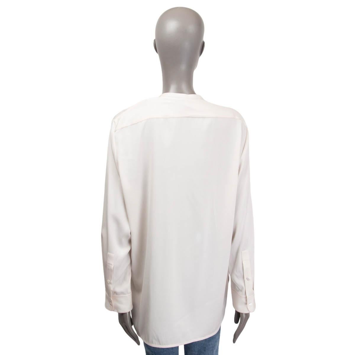 Gray THE ROW ivory silk COLA BAND COLLAR OVERSIZED Shirt M For Sale