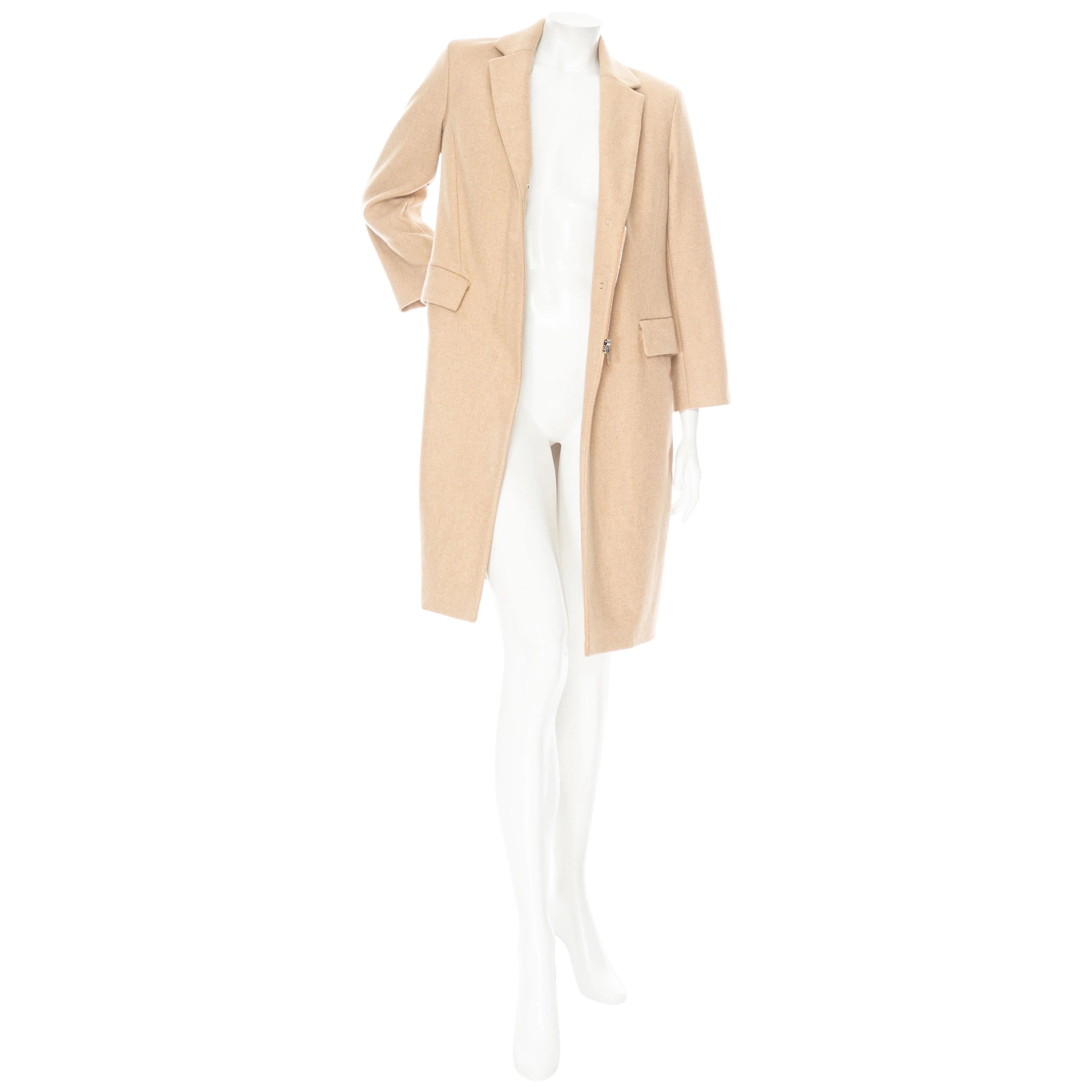 The Row Jackson Beige Wool Single-Breasted Coat

Fall 2017 Collection; 