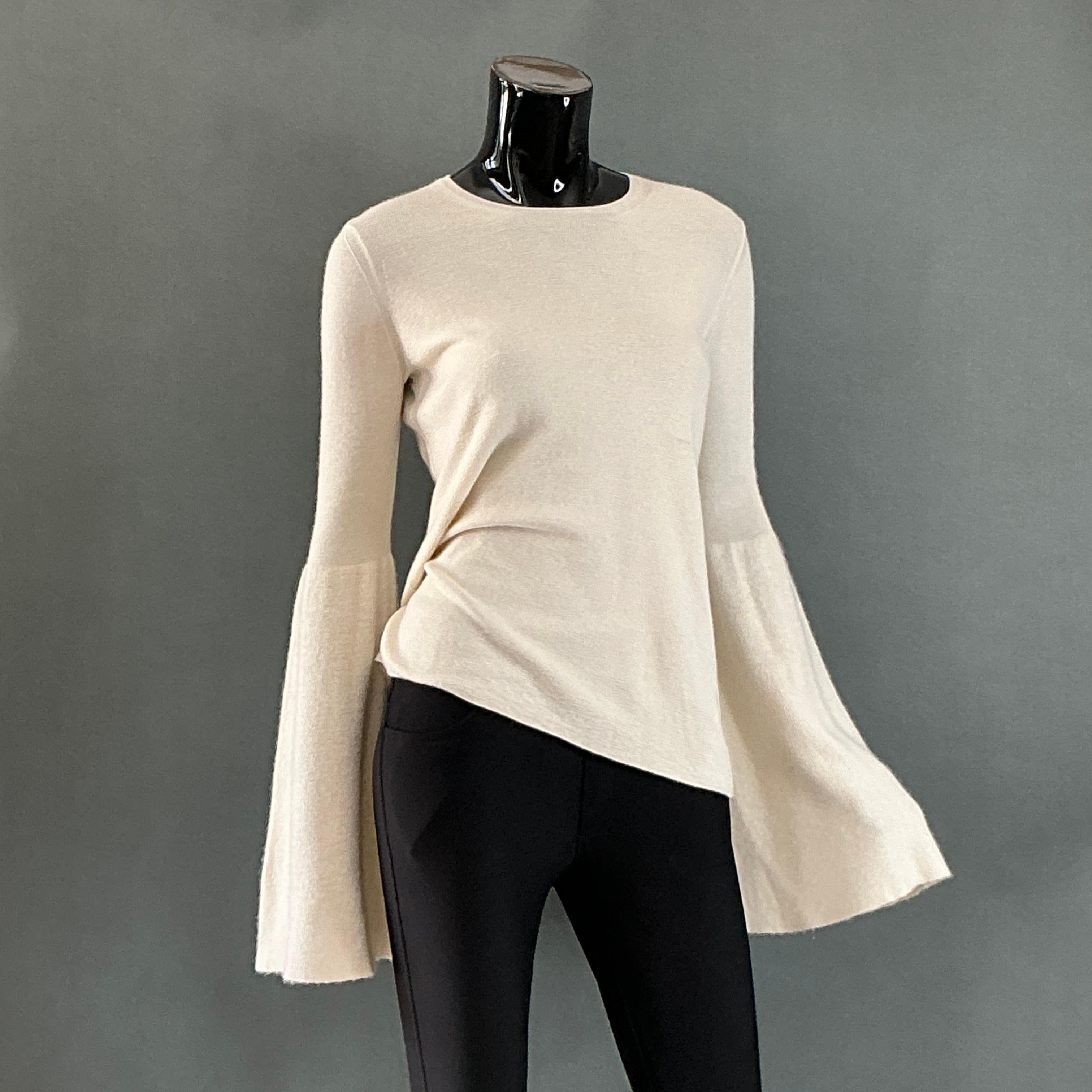 The Row Vintage Cashmere Bat Wing Knit Top In Good Condition For Sale In Lake Worth Beach, FL