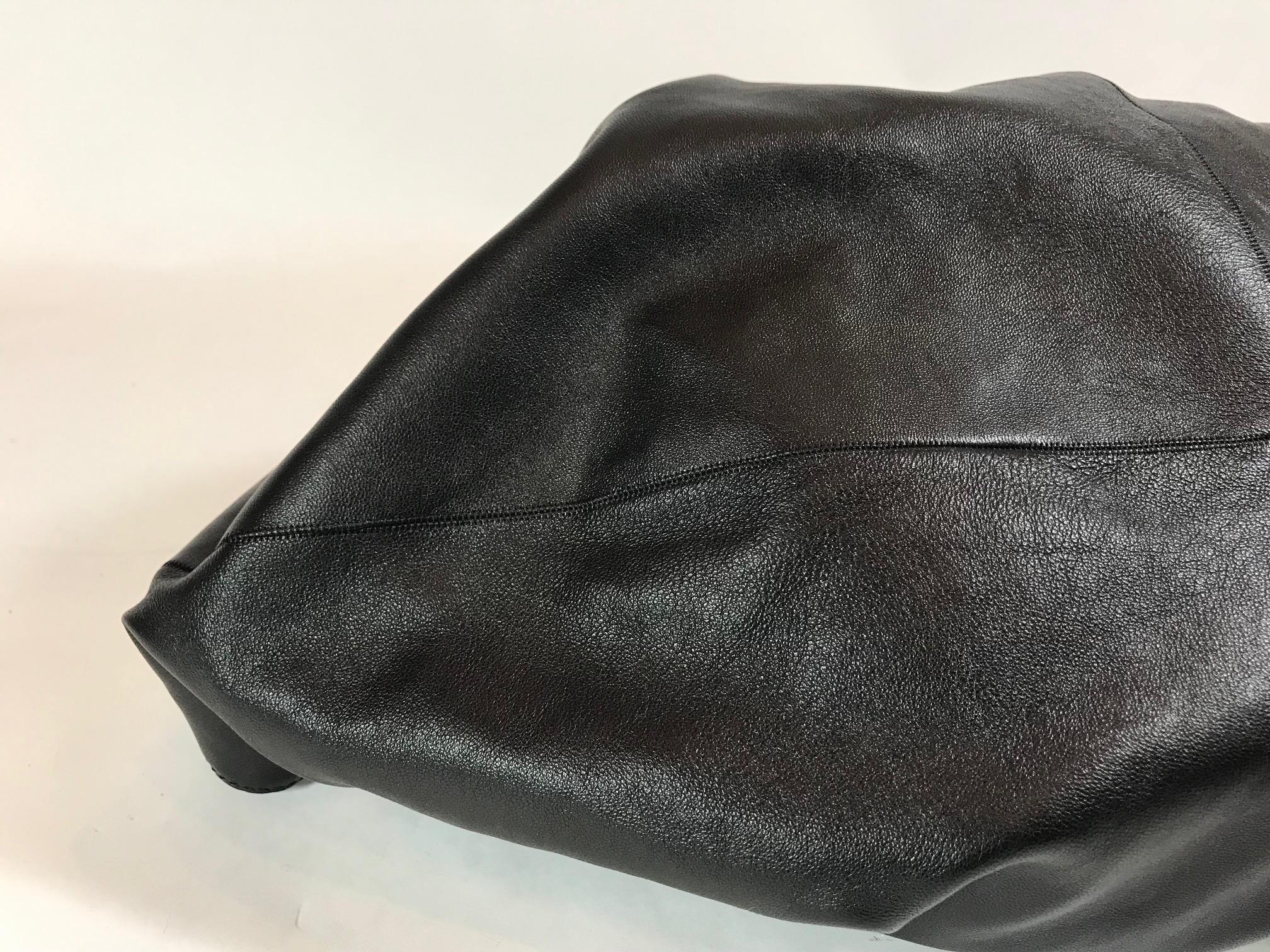 The Row Medium Ascot Knot Bag In Excellent Condition For Sale In Roslyn, NY