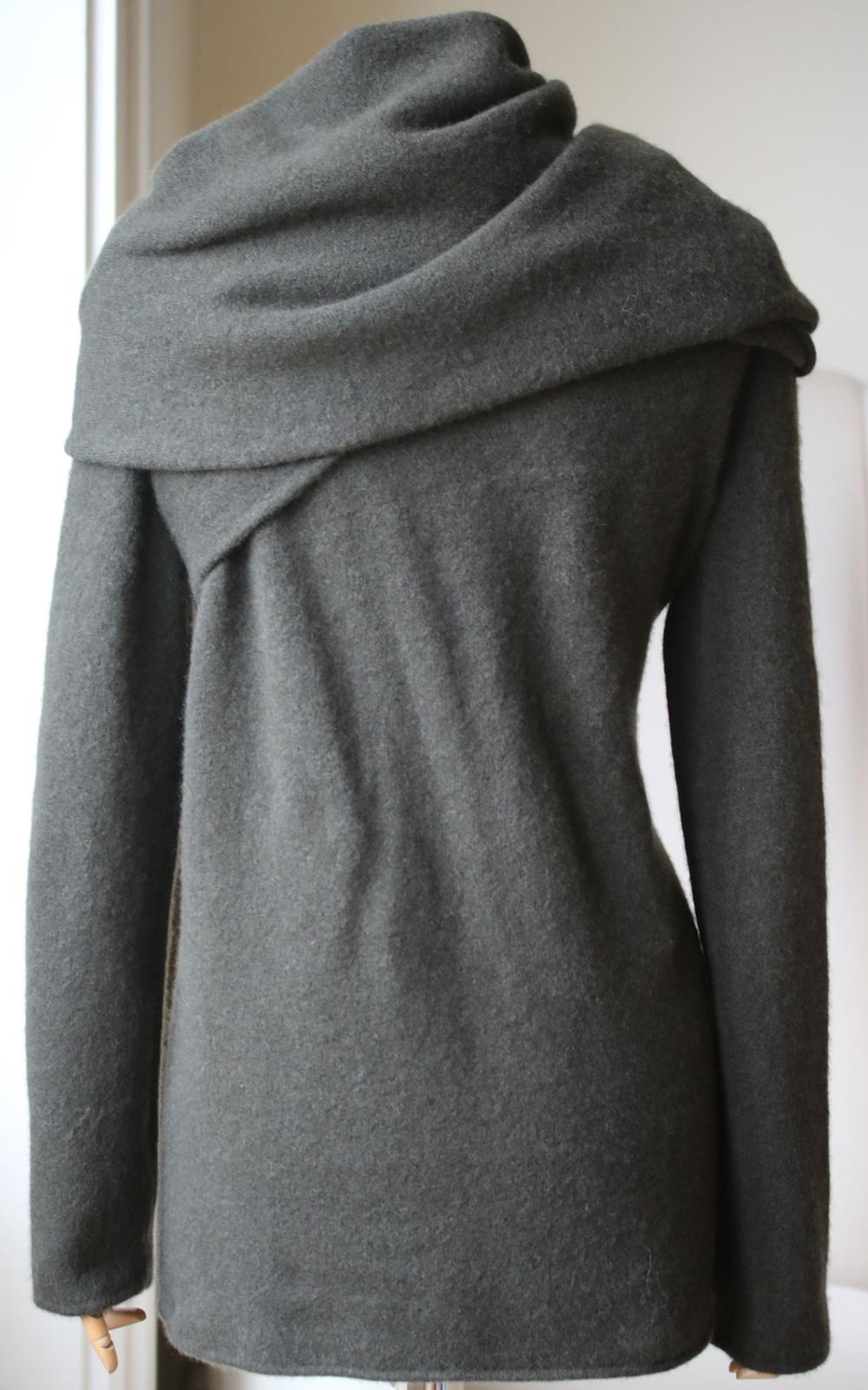 The Row Merriah Scarf-Trimmed Mélange Cashmere-Blend Sweater  In Excellent Condition In London, GB