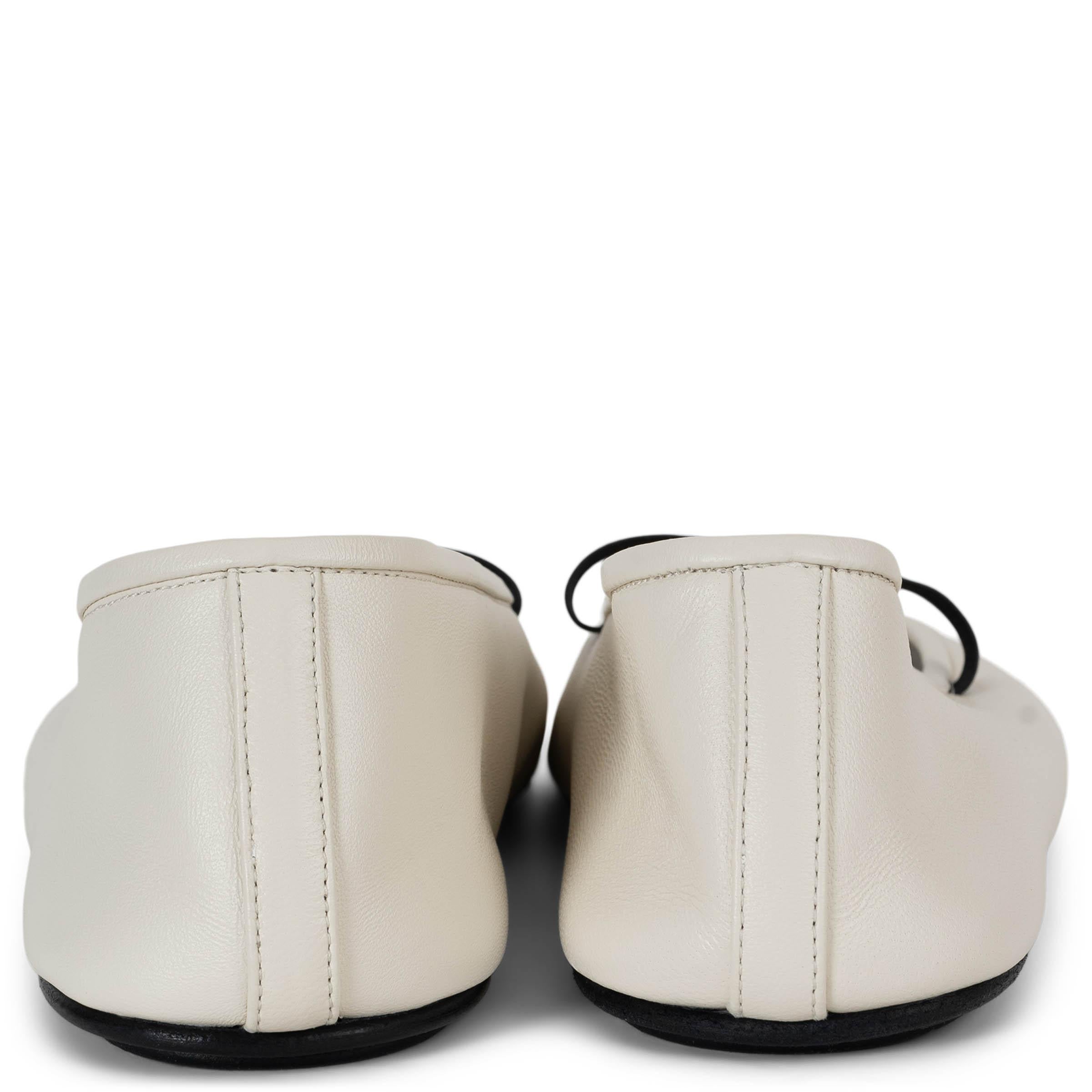 THE ROW Milk white leather 2021 ELASTIC Ballet Flats Shoes 38.5 In New Condition In Zürich, CH