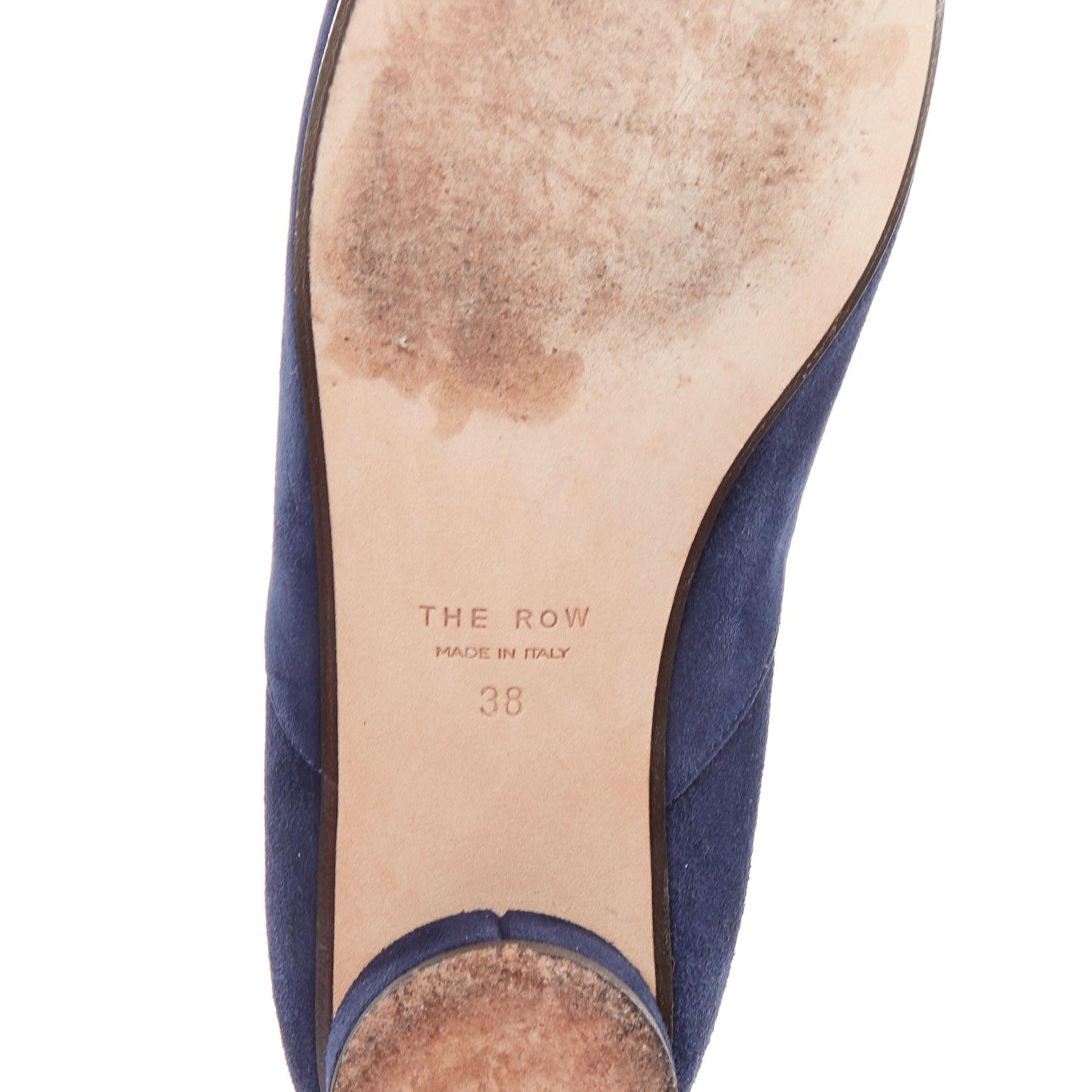 The Row Mocassins Noelle en daim bleu marine à talon compensé EU38 en vente 5