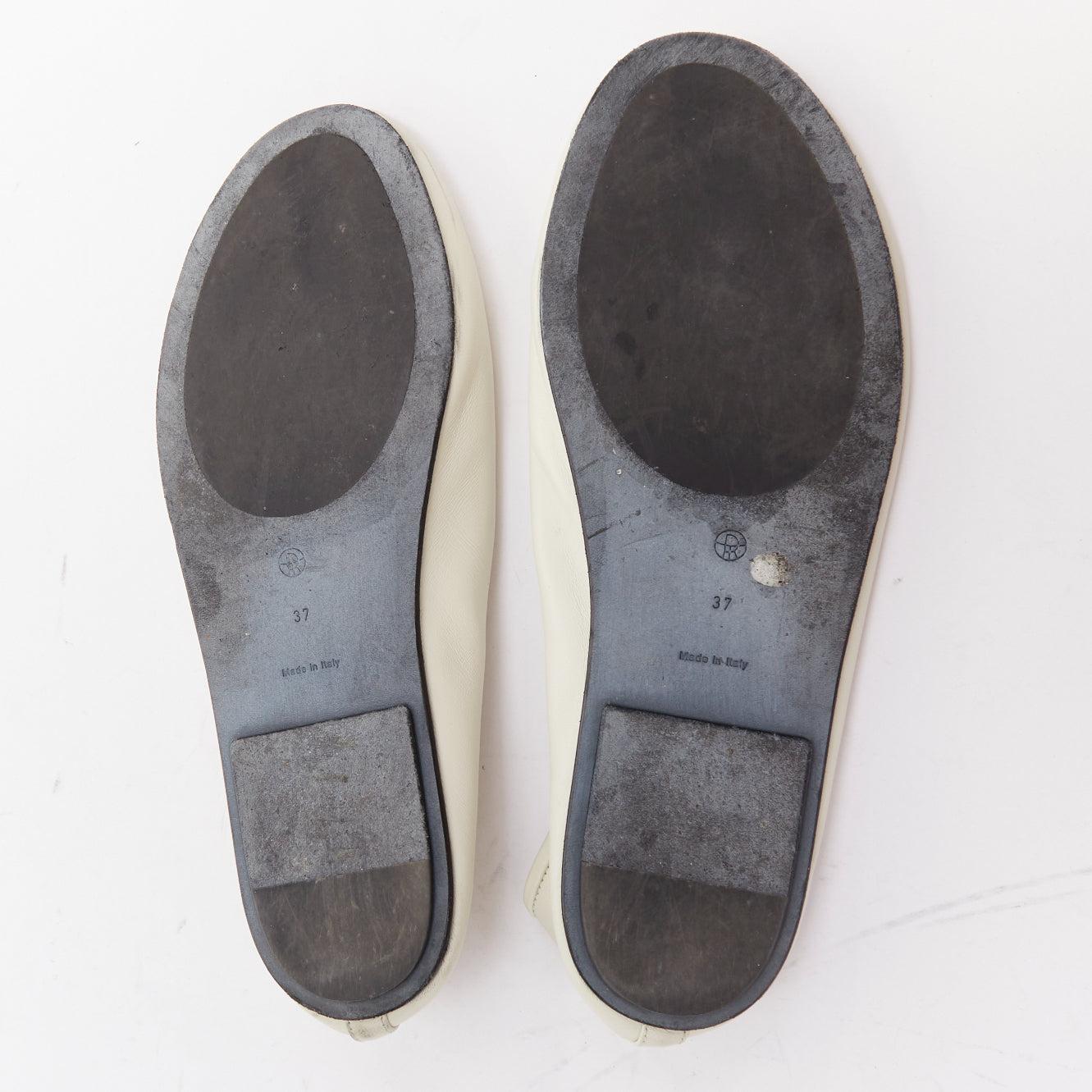 THE ROW off white nappa calfskin leather black elastic ballerina flats EU37 For Sale 5