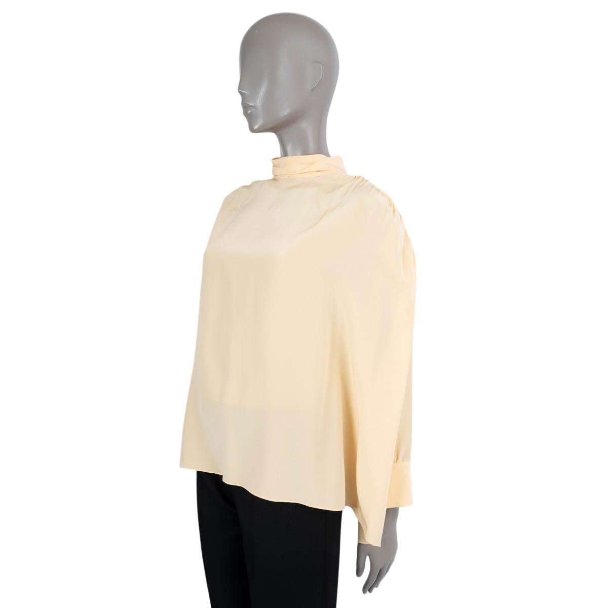 THE ROW pastel yellow silk LOSALINE CREPE Blouse Shirt S In Excellent Condition For Sale In Zürich, CH