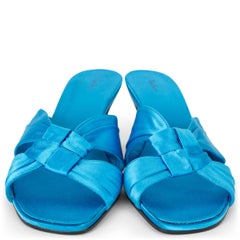 The Row Sandali in seta blu Pool 2024 SOFT KNOT SATIN, taglia 38,5