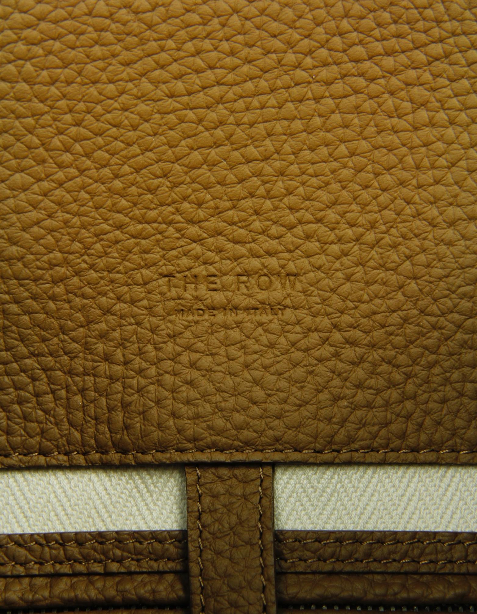 The Row Rubber Ans Genarbtes Kalbsleder Soft Margaux 12 Tasche im Angebot 3