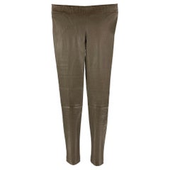 Legging THE ROW tailleur élastique en peau d'agneau vert olive taille XS