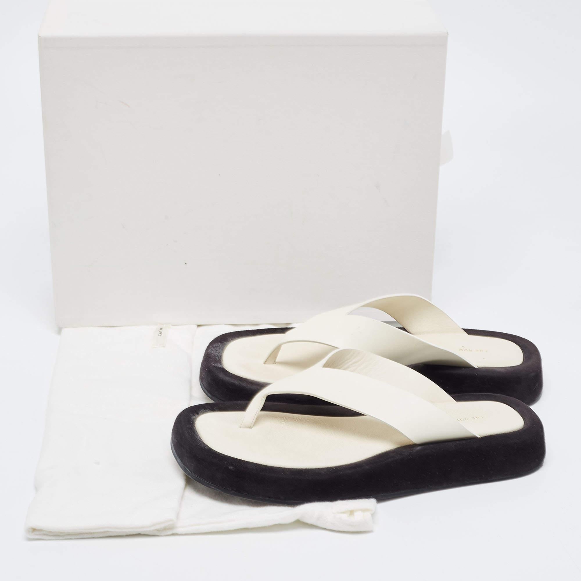 The Row White /Black Leather and Suede Ginza Thong Flats Size 39 7