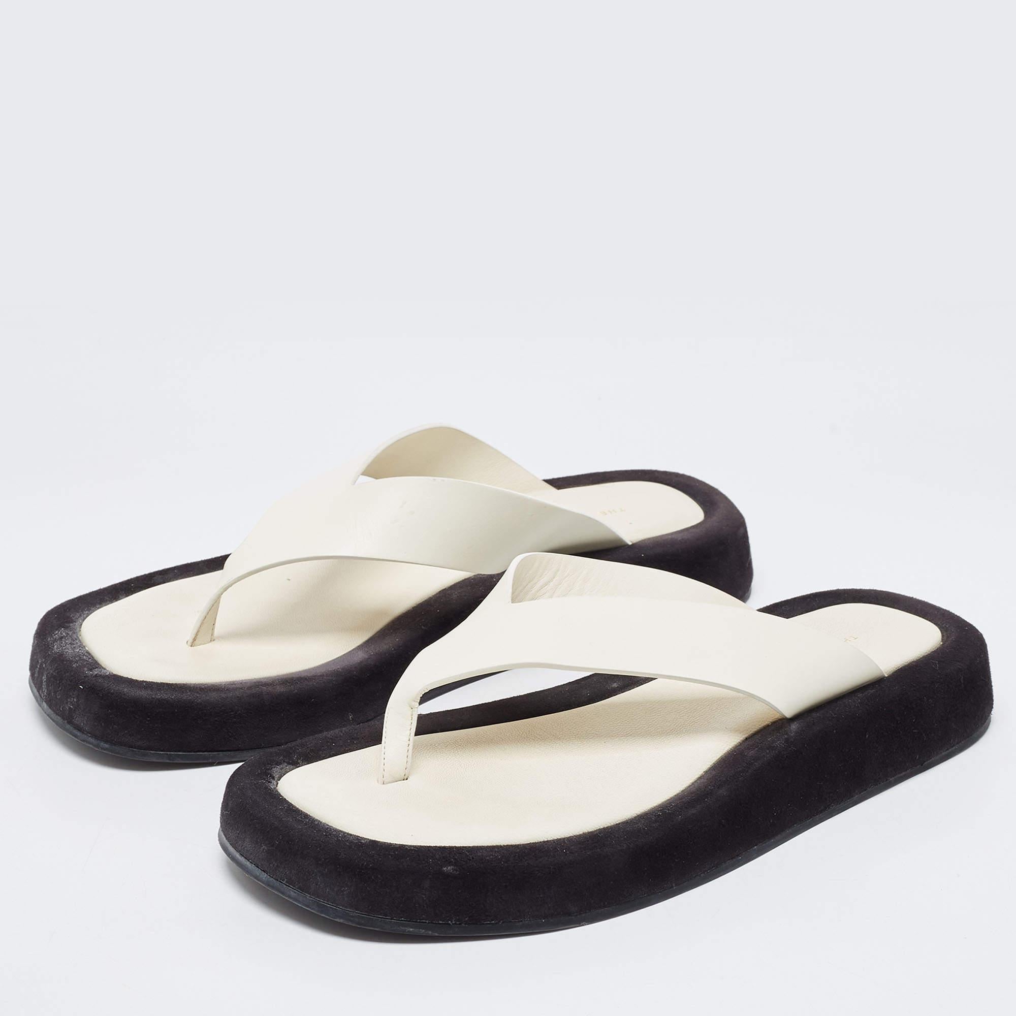 The Row White /Black Leather and Suede Ginza Thong Flats Size 39 4