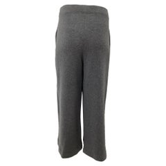 I pantaloni a gamba larga di The Row in lana grigia