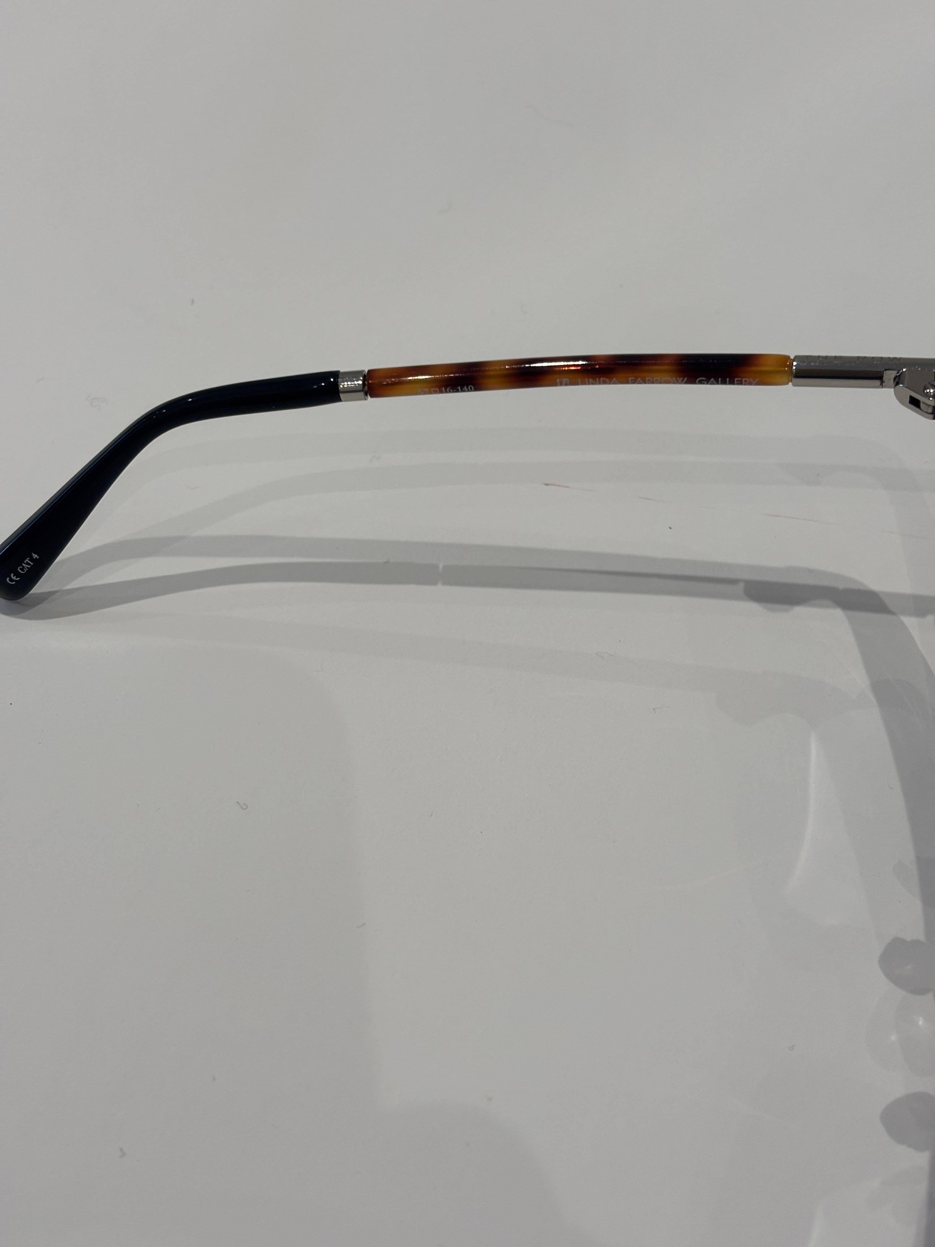 Gafas de sol de la colaboración The Row x Linda Farrow con estuche original en venta 2