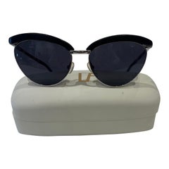 Gafas de sol de la colaboración The Row x Linda Farrow con estuche original