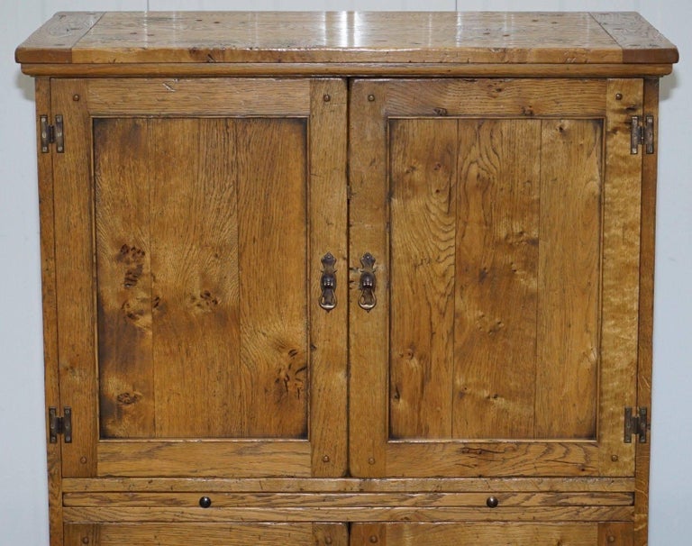 The Royal Oak Company Pippy Oak Drinks Cabinet Silky Soft Oak