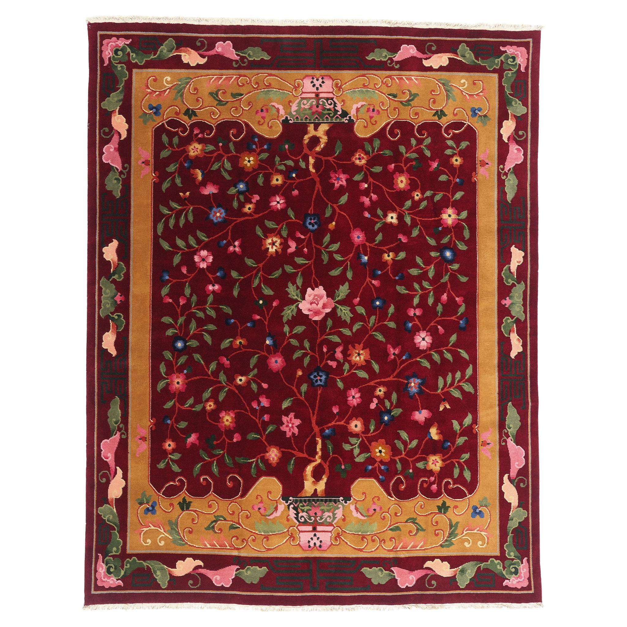 Le jardin de rubis : Tapis chinois Vintage Art of Deco Tree of Life d
une Elegance impériale en vente