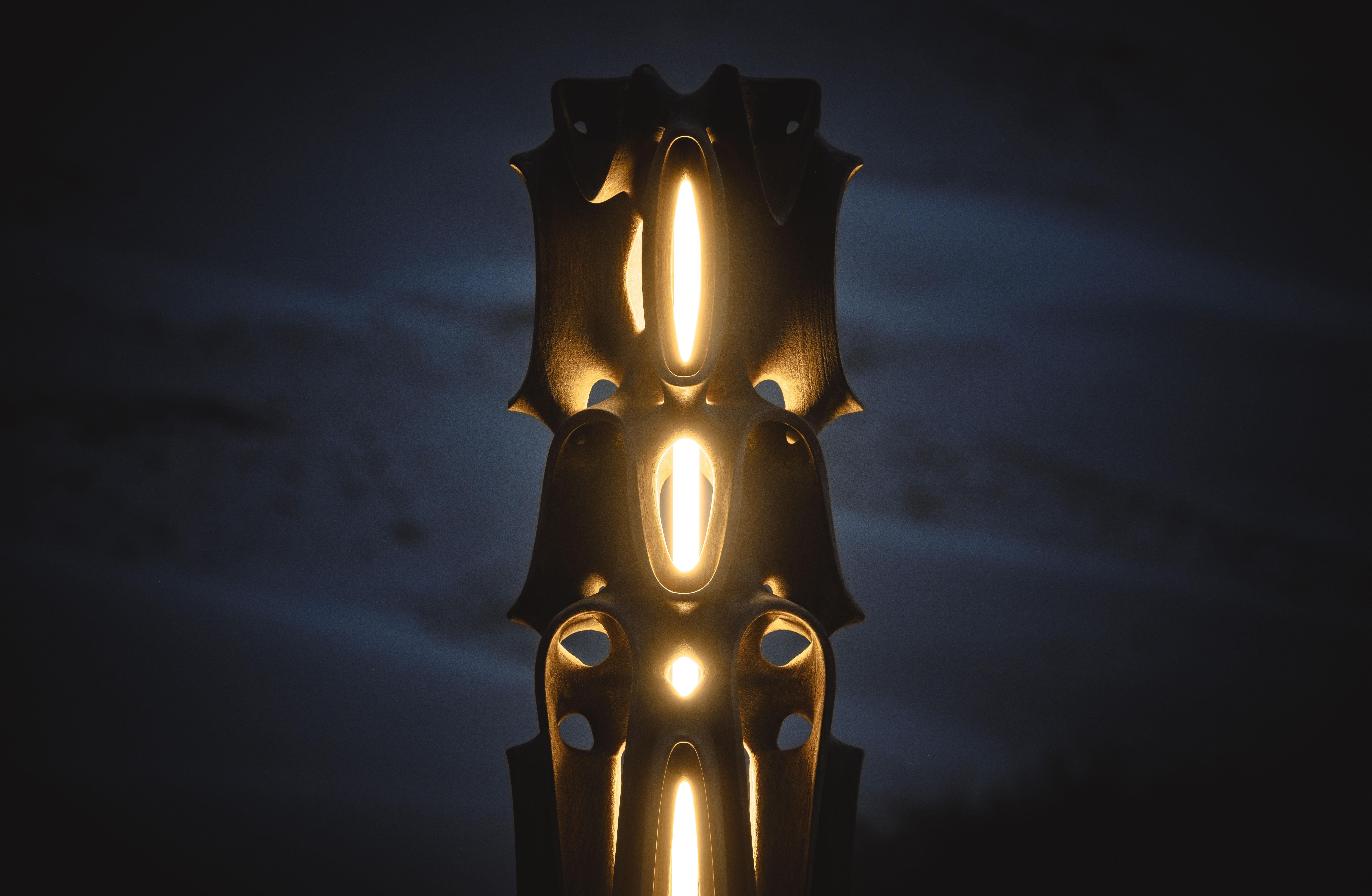 Postmoderne Lampadaire sculptural The Sand de Deconstruct Lab en vente