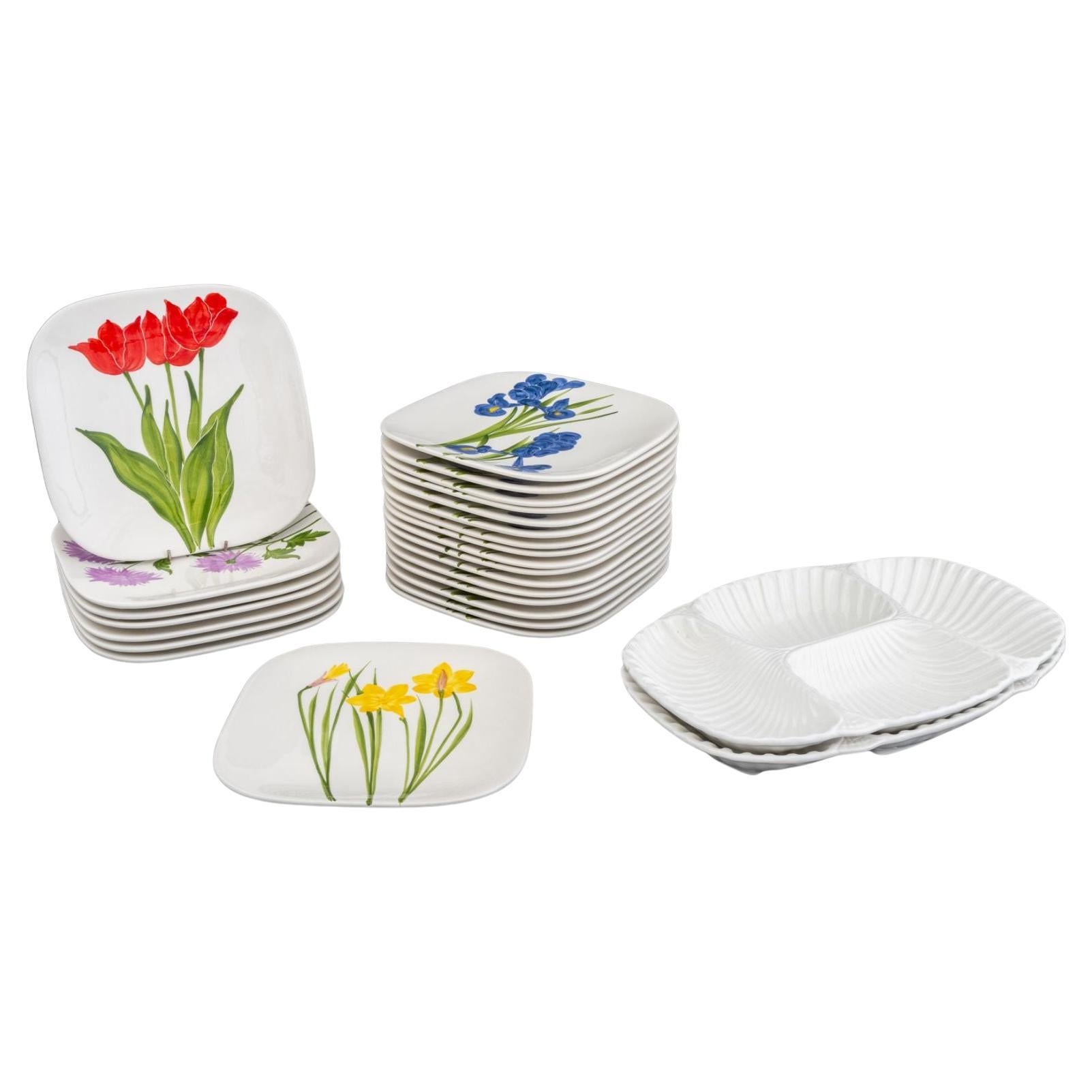 Vaisselle en céramique peinte Sea Gull, 26 pièces en vente