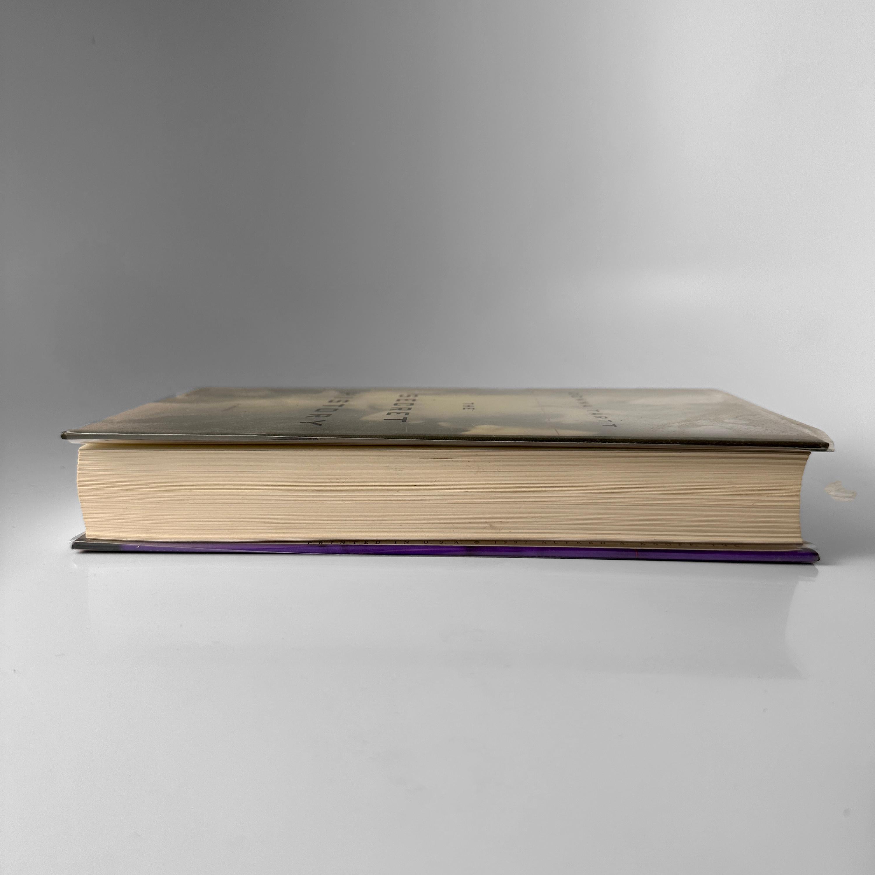 La storia segreta di Donna Tartt Prima edizione, firmata In condizioni ottime a Southbury, CT