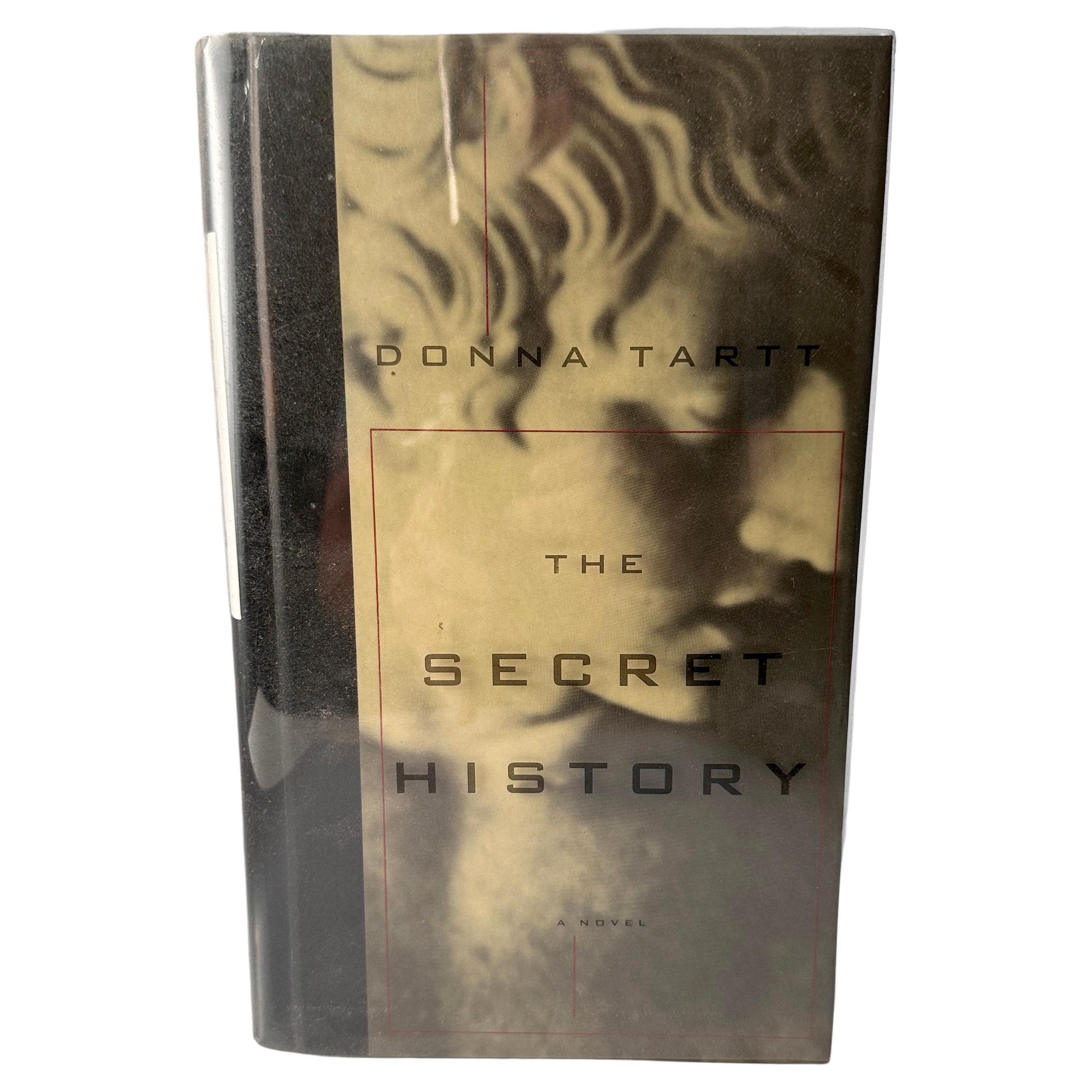 The Secret History von Donna Tartt, Erstausgabe, signiert im Angebot