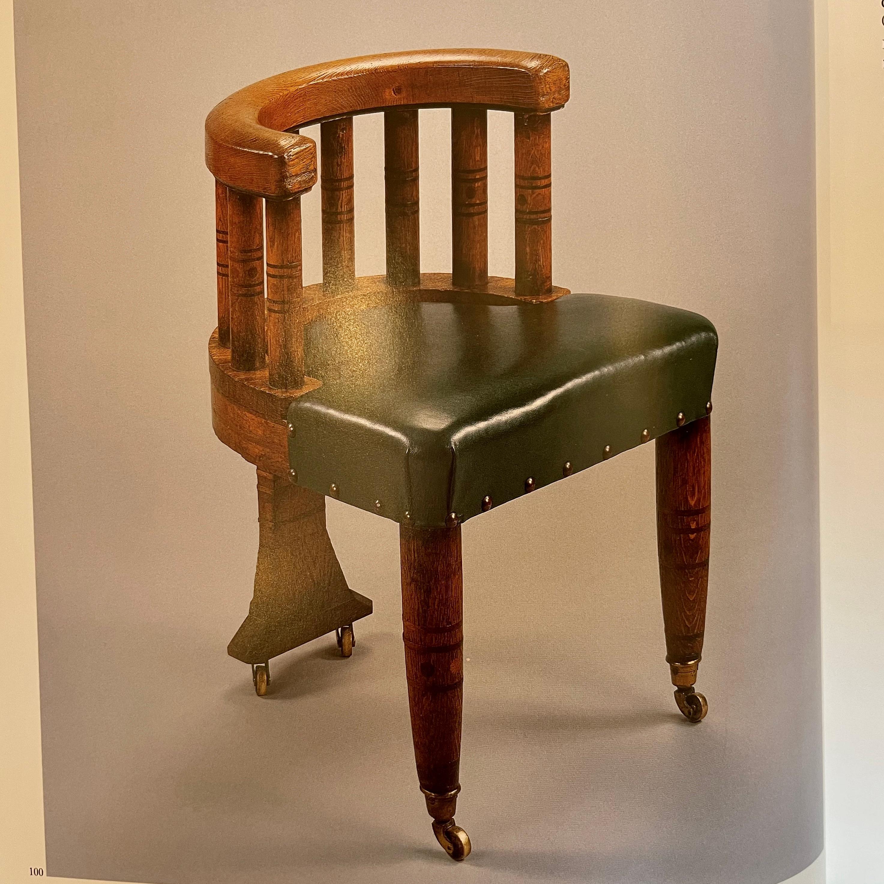 Secular Furniture of E.W. Godwin - Catalogue Raisonné - 1. Auflage 1999 (amerikanisch)
