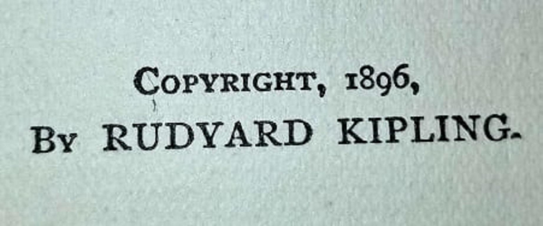 Wir präsentieren eine extrem seltene gebundene Erstausgabe von The Seven Seas von Rudyard Kipling aus dem Jahr 1897.

Dieses seltene Buch ist in einem für sein Alter angemessenen bis guten Zustand.... Einige sehr kleine 